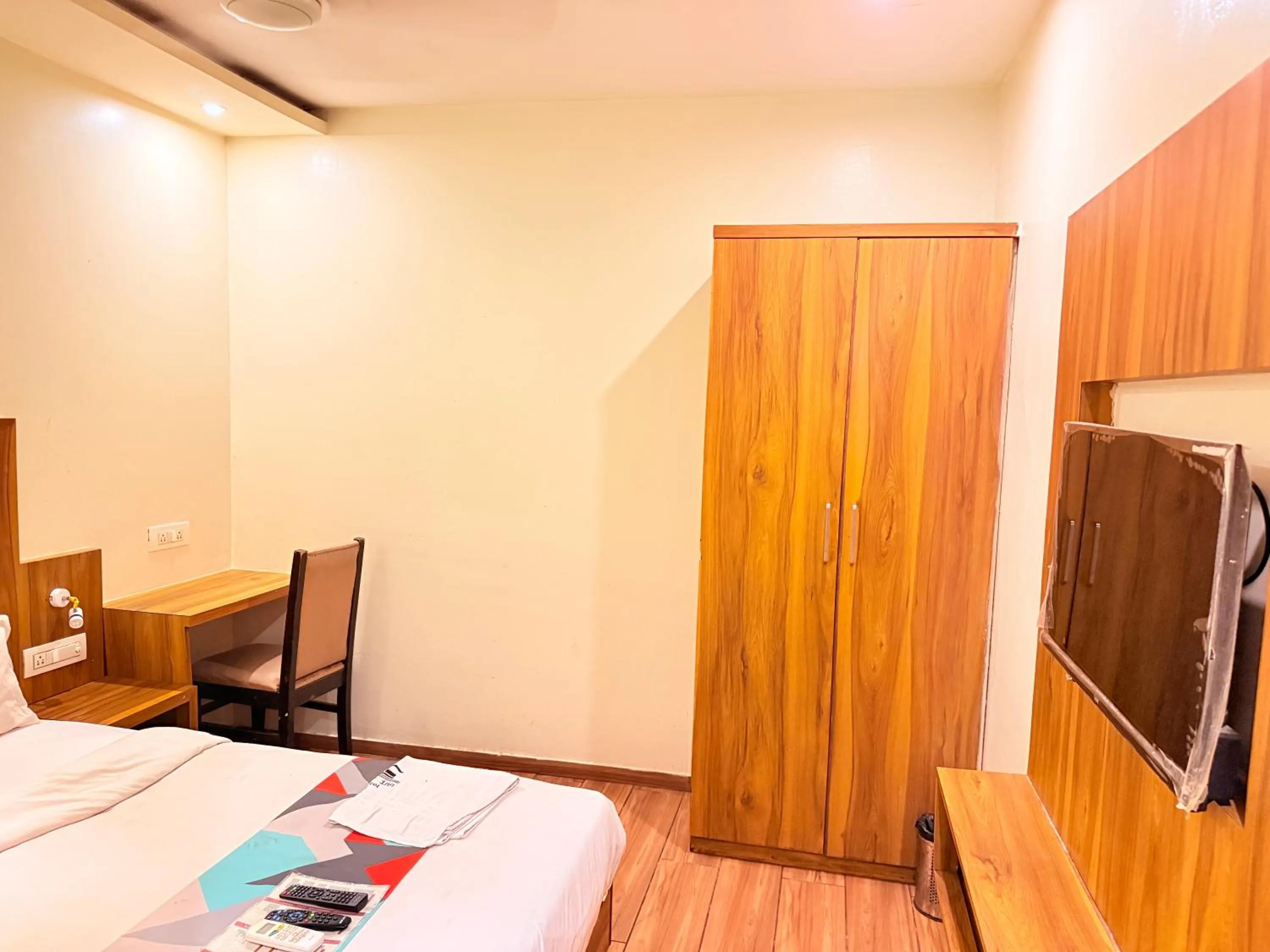 Cozy Inn T2 Mumbai Airport