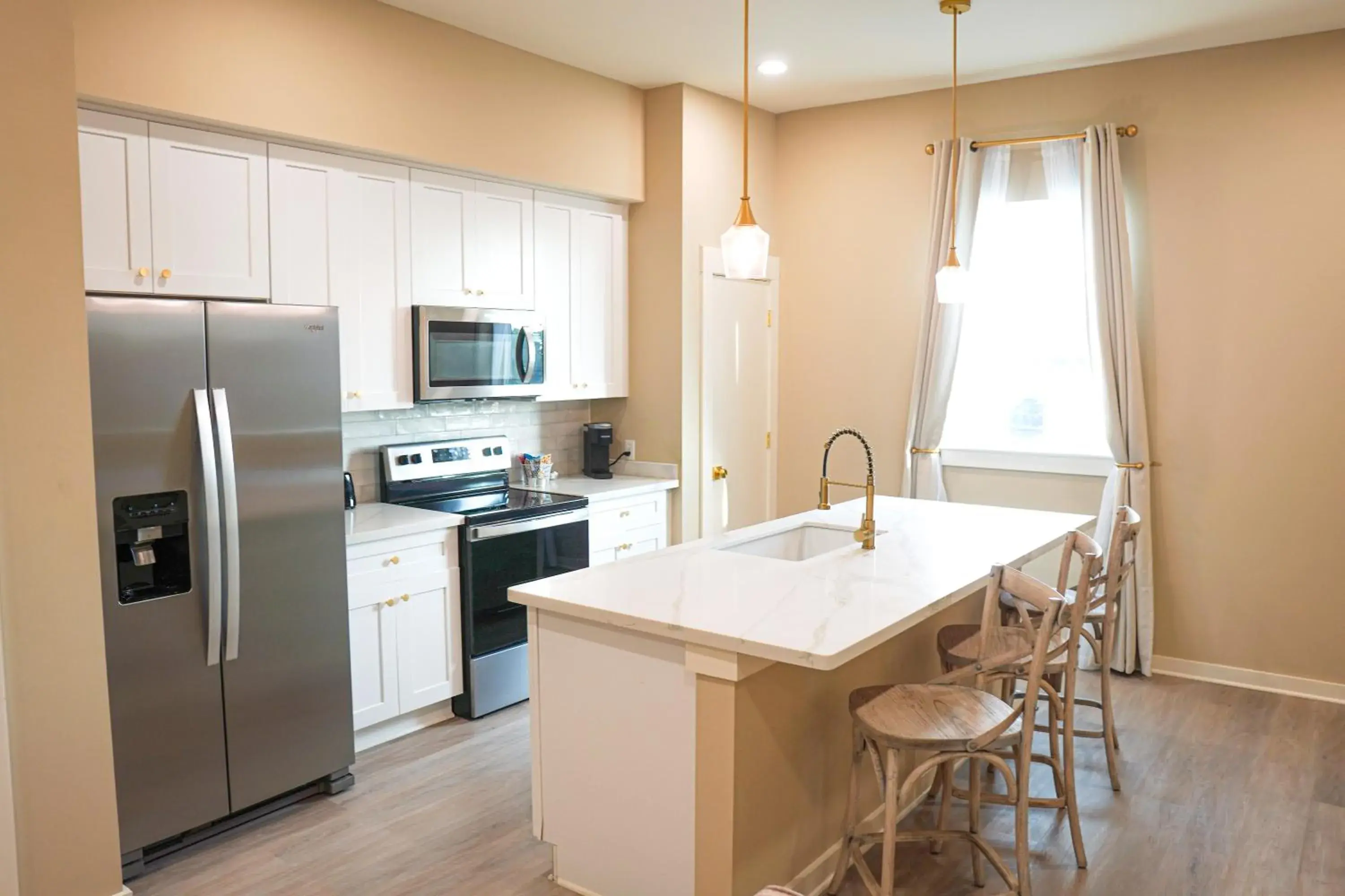 Hotel Whiskey in Pascagoula Hotel Whiskey in Pascagoula