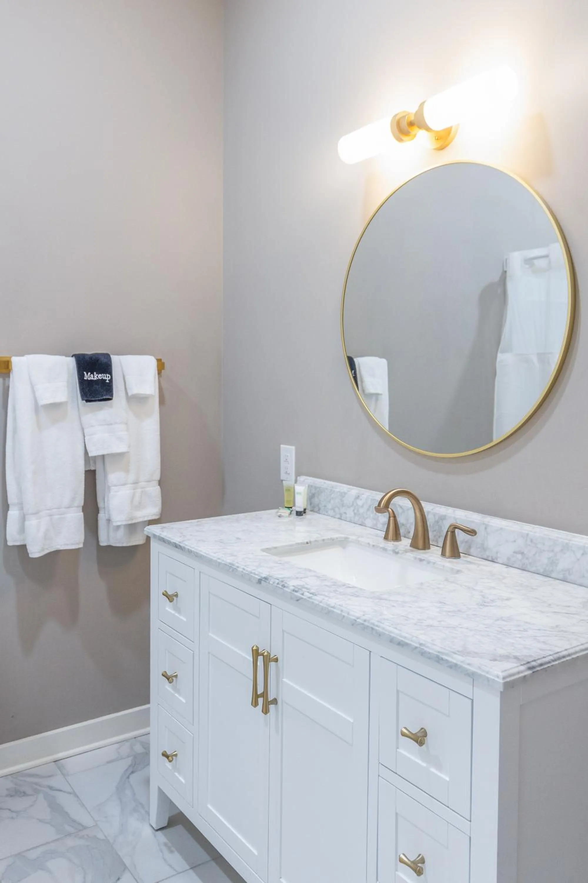 Hotel Whiskey in Pascagoula