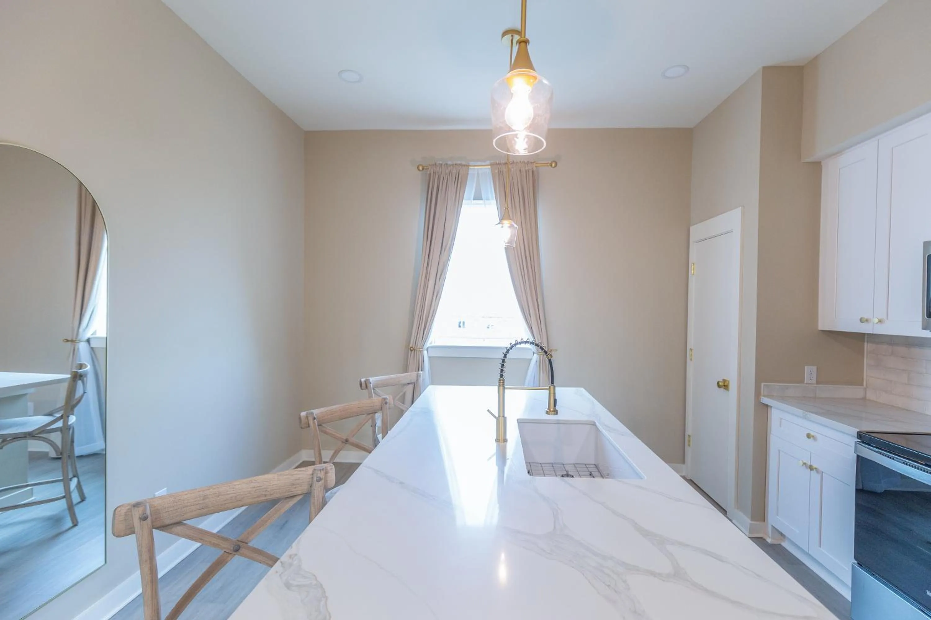 Bed in Hotel Whiskey in Pascagoula