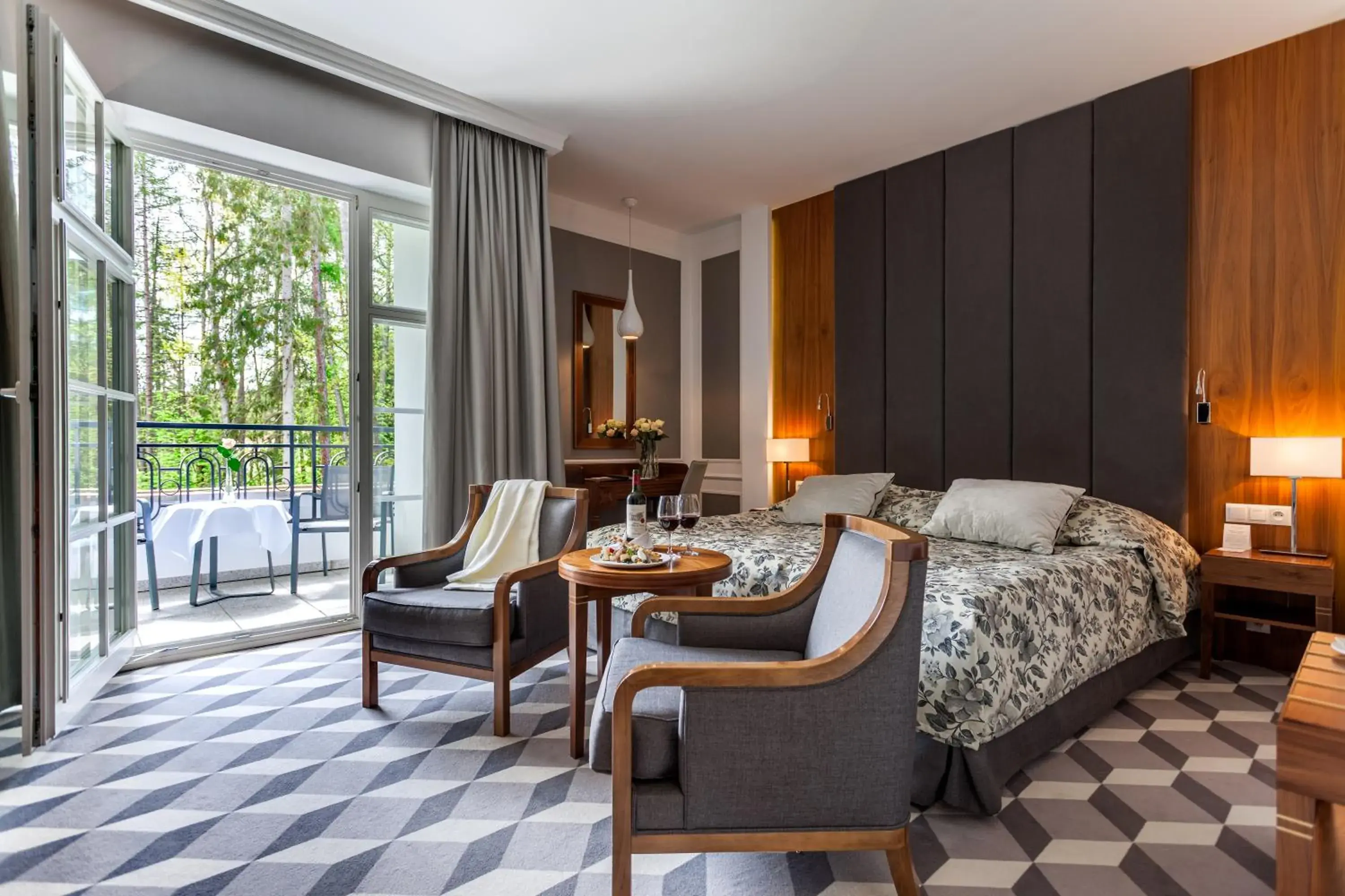 Standard Double Room in Hotel SPA Dr Irena Eris Polanica Zdrój Standard Double Room in Hotel SPA Dr Irena Eris Polanica Zdrój