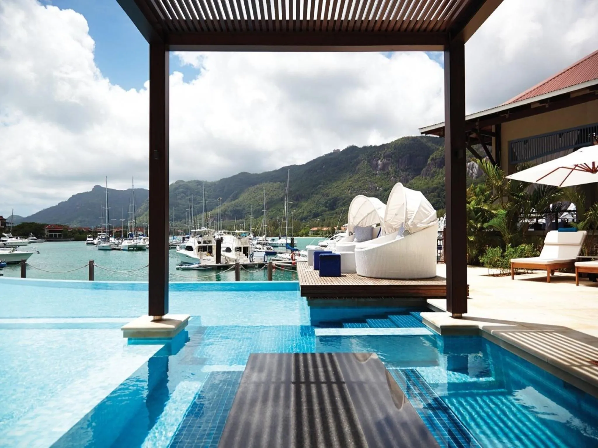 Patio in Eden Bleu Hotel