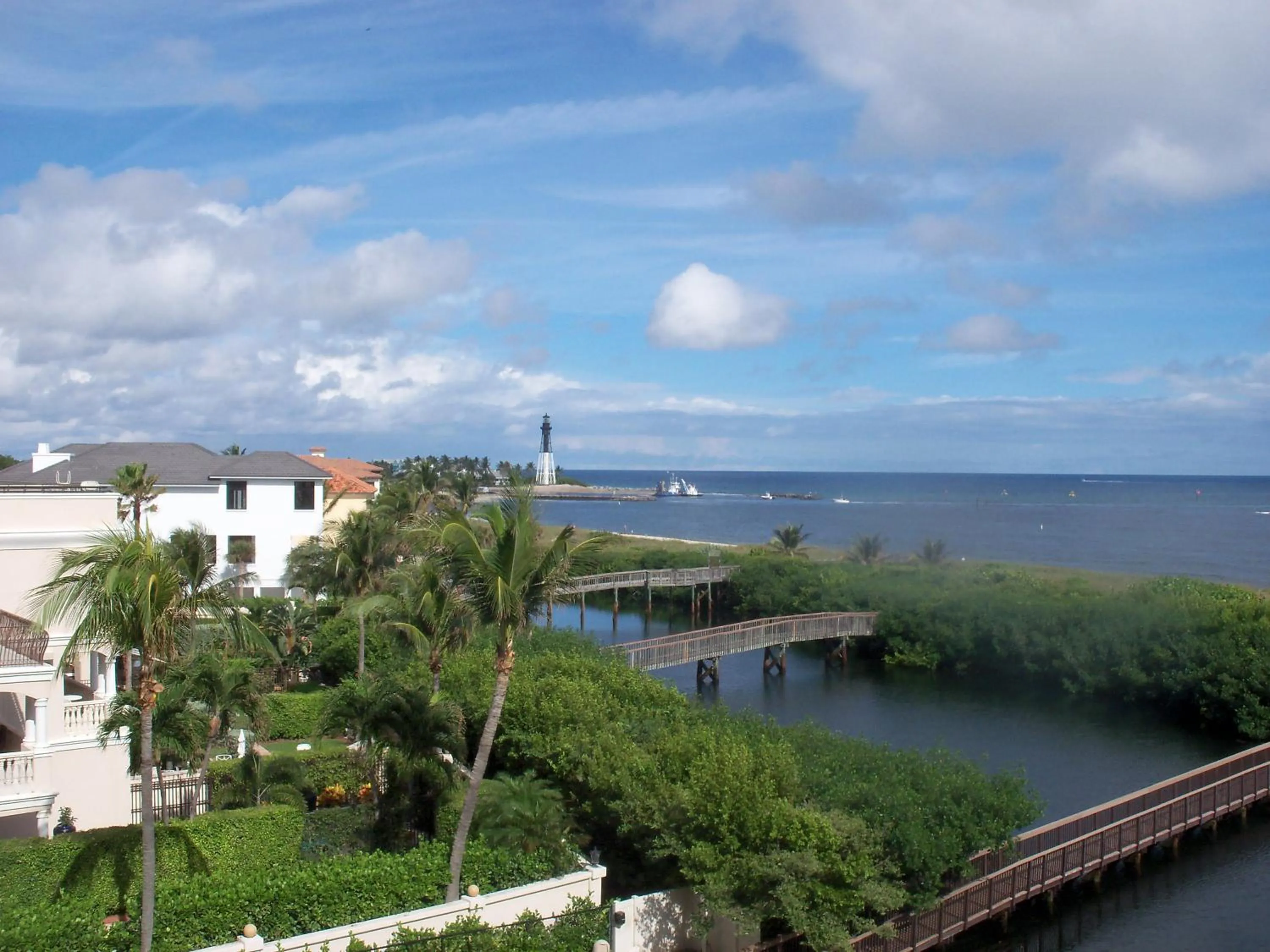 Sea view in Canada House Pompano Beach