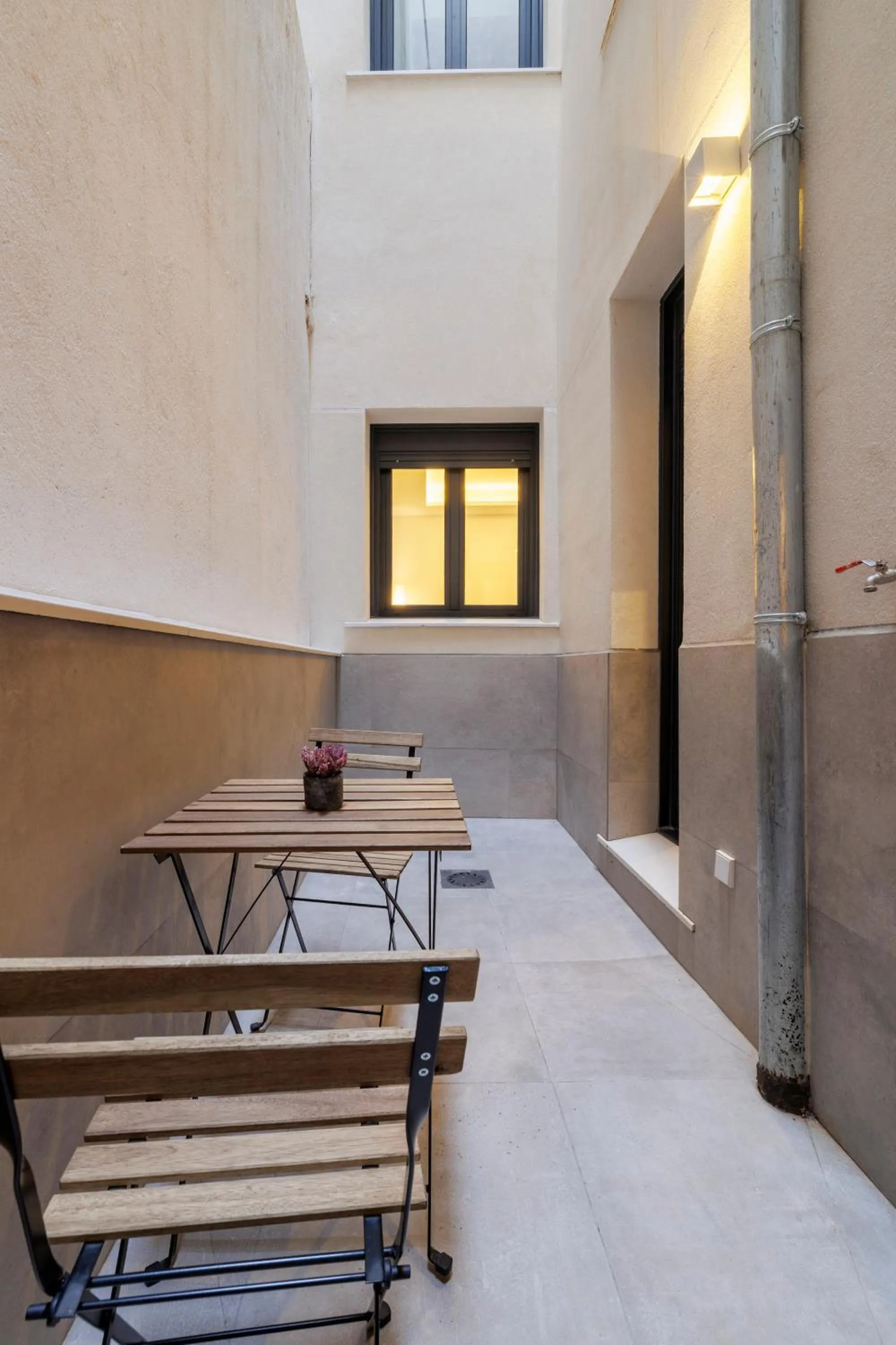 Property building in Fomento by Wynwood House