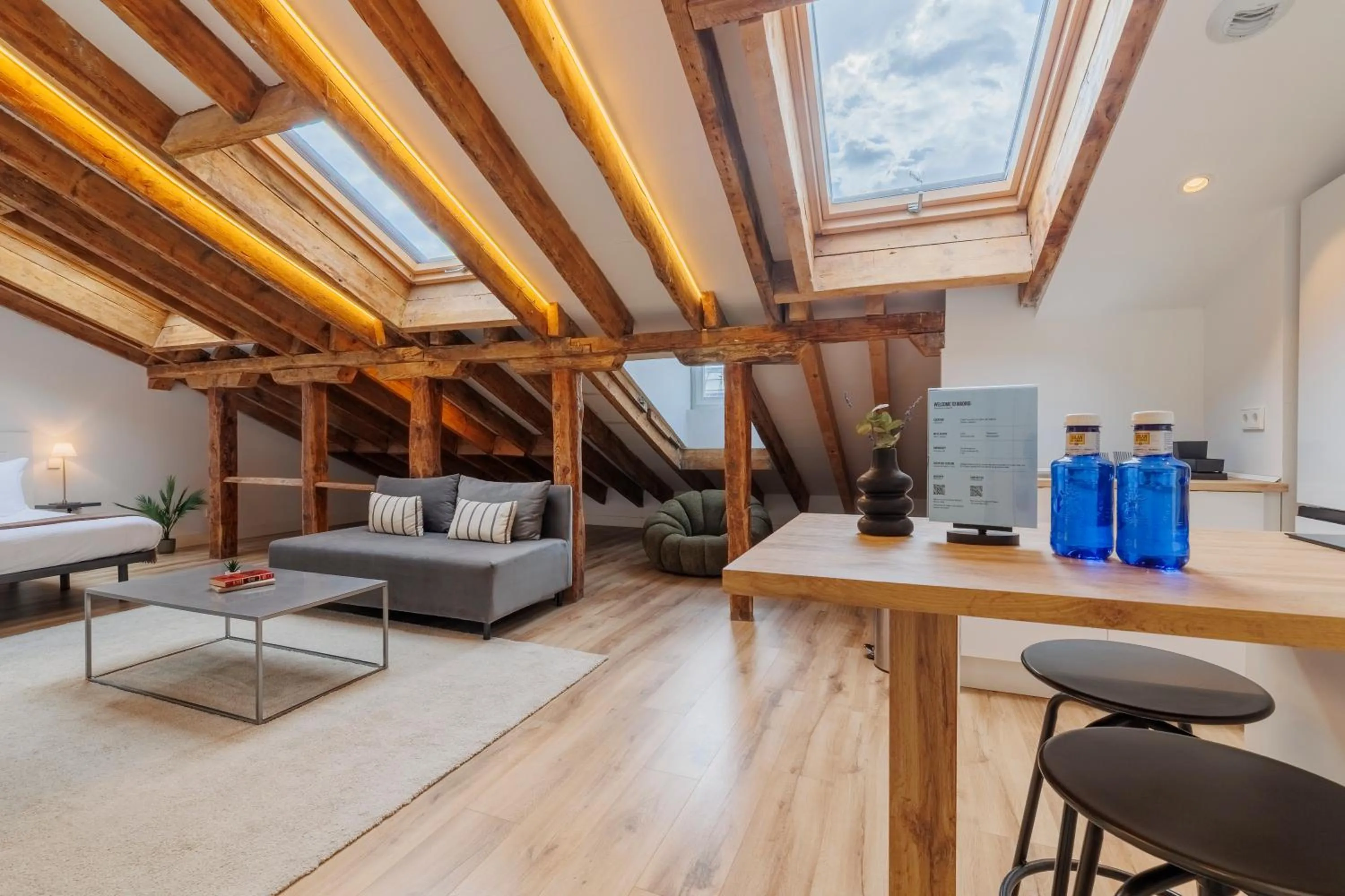 Living room in Fomento by Wynwood House