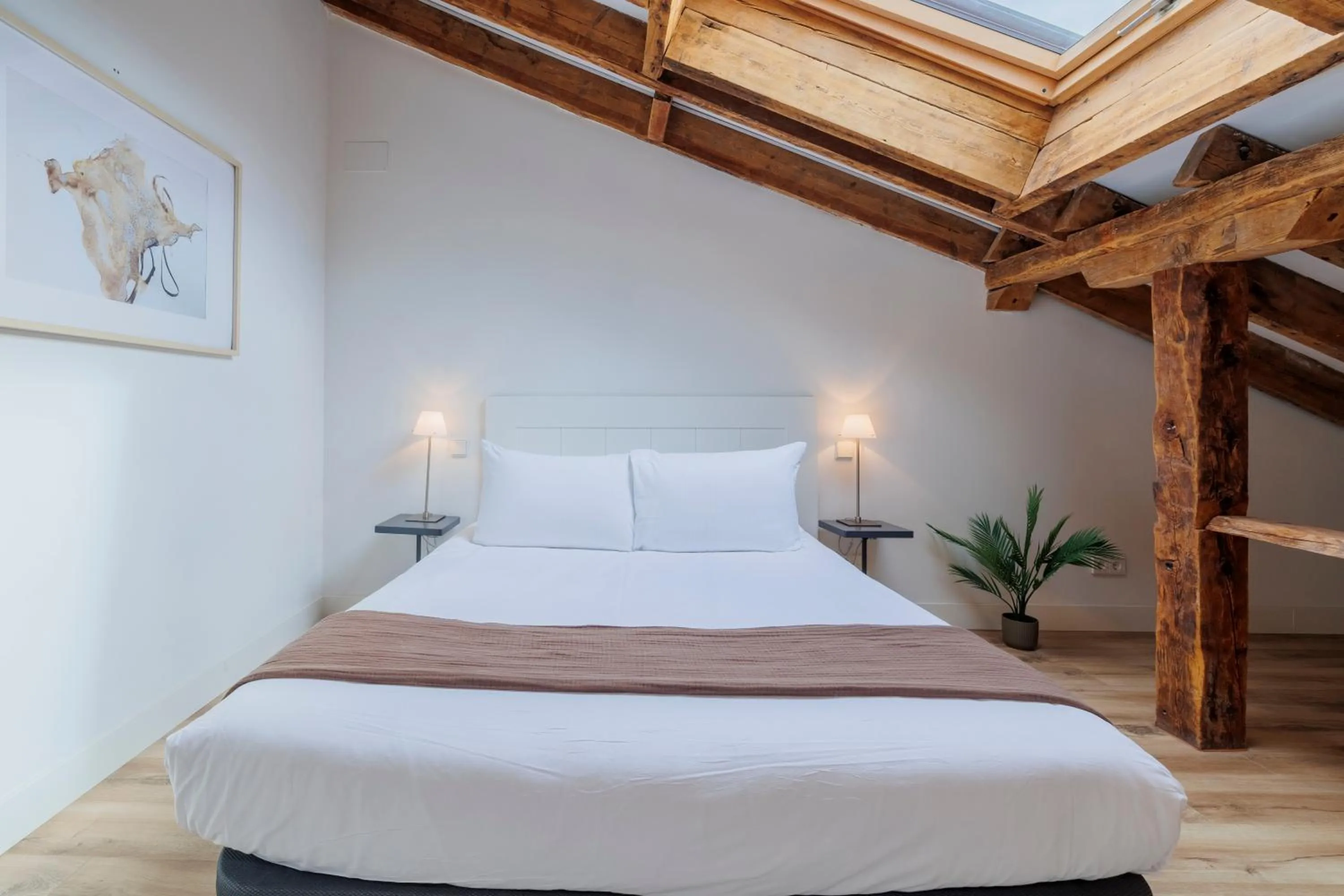 Bedroom, Bed in Fomento by Wynwood House