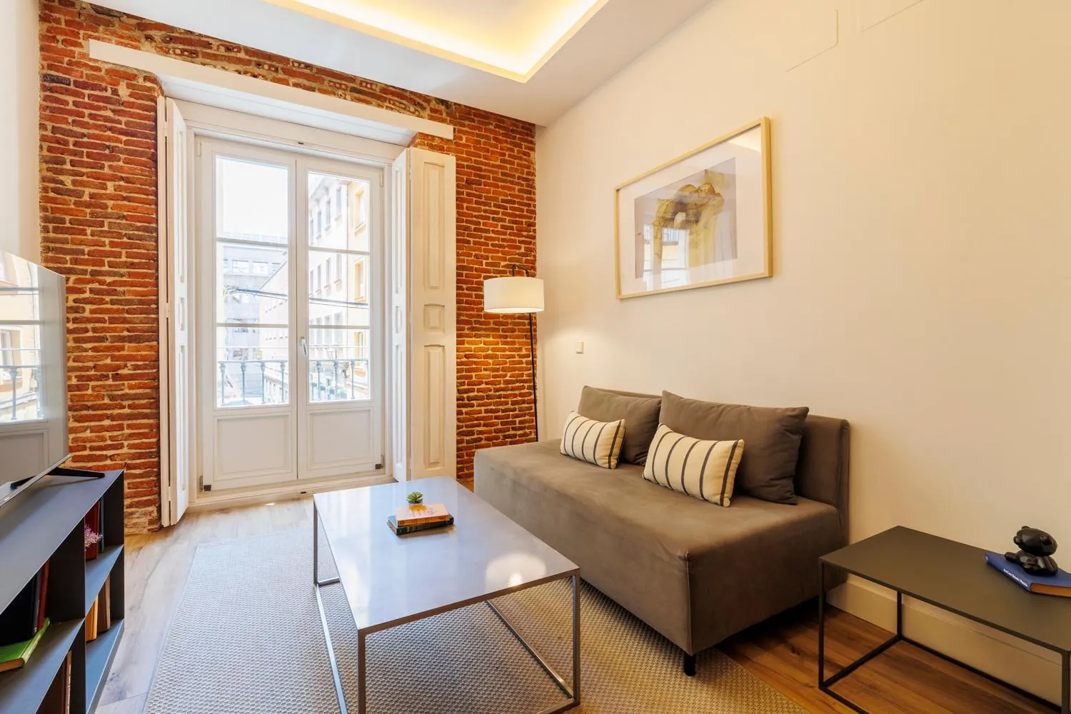 Living room in Fomento by Wynwood House