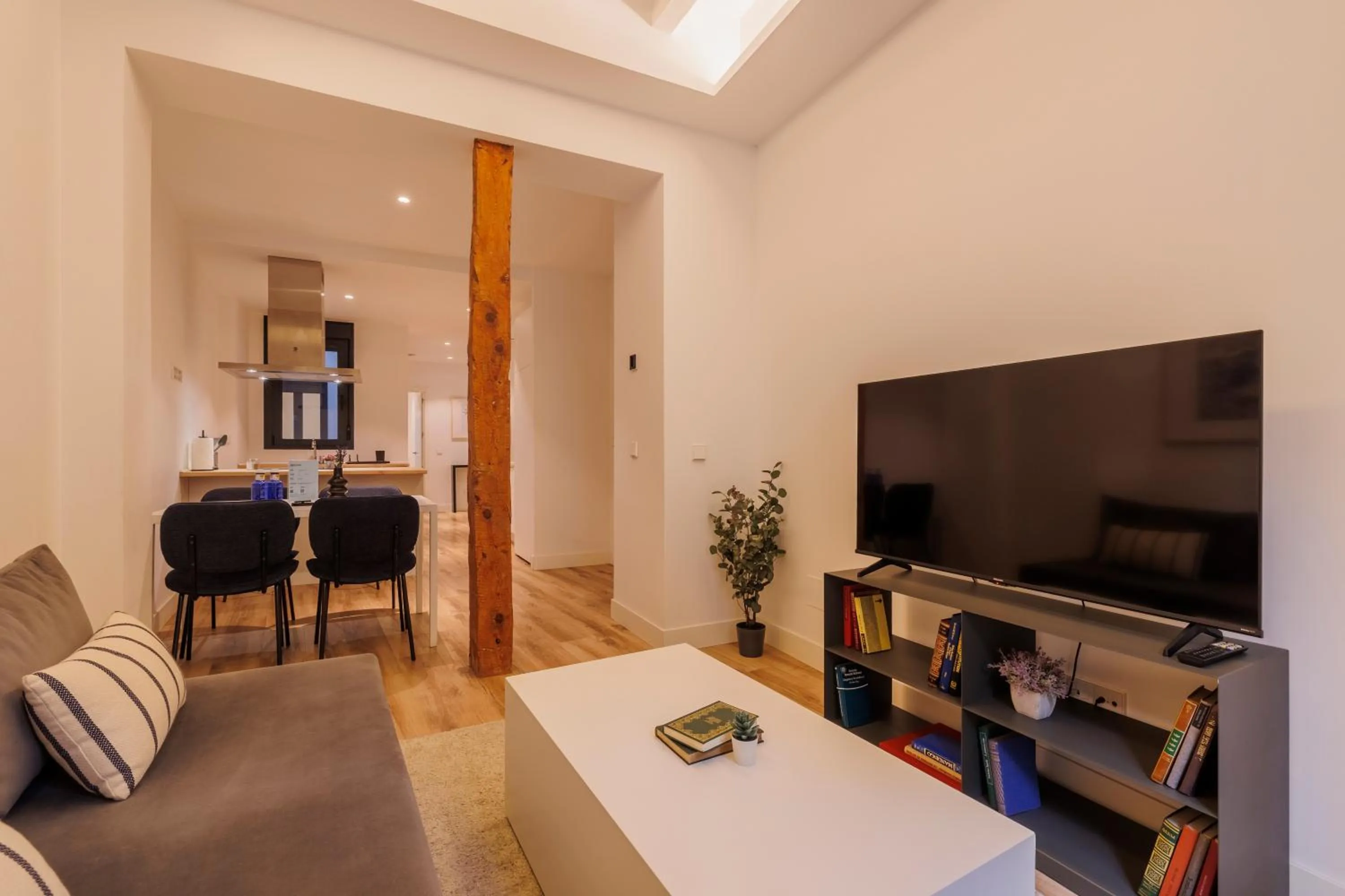 Living room in Fomento by Wynwood House