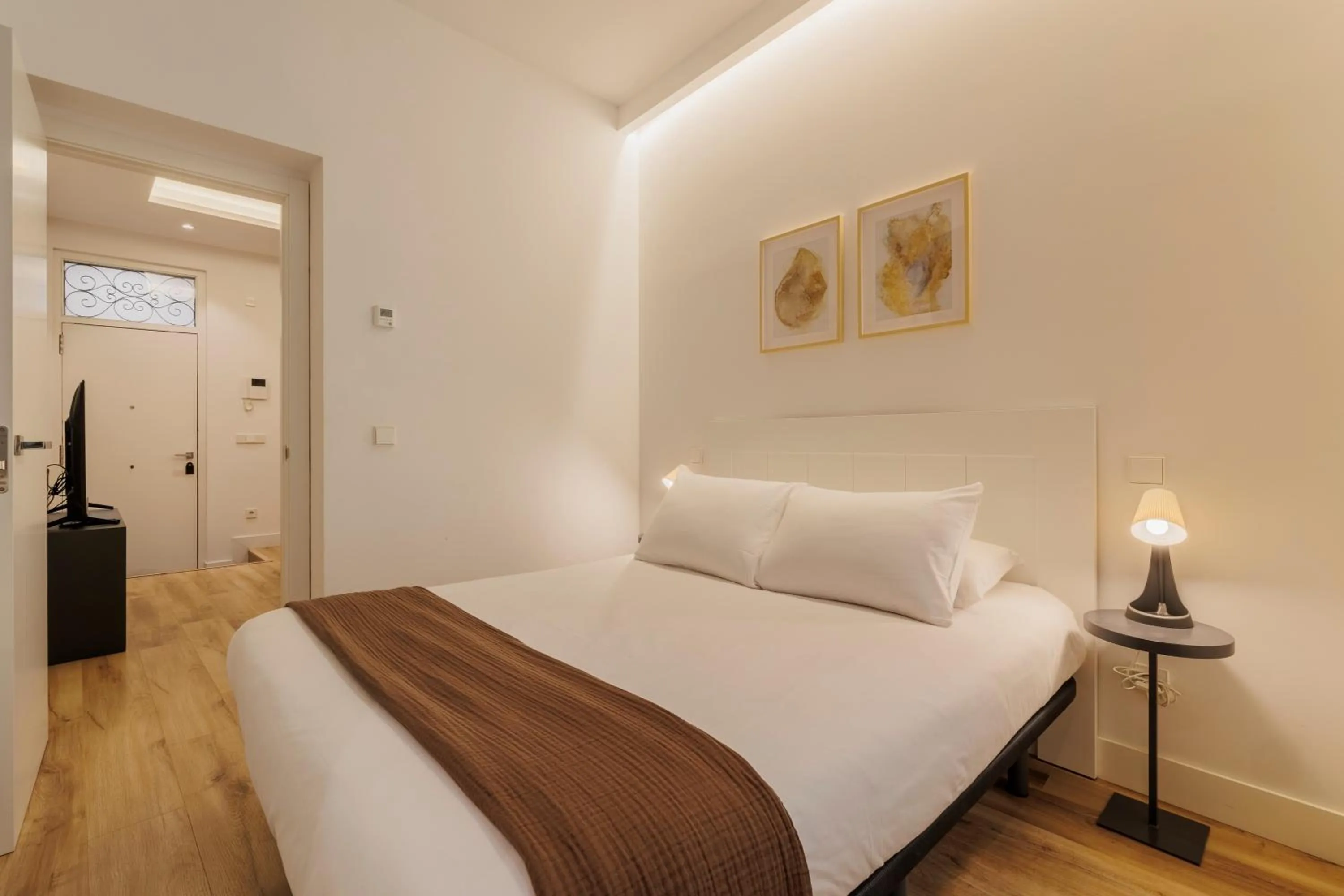 Bedroom, Bed in Fomento by Wynwood House