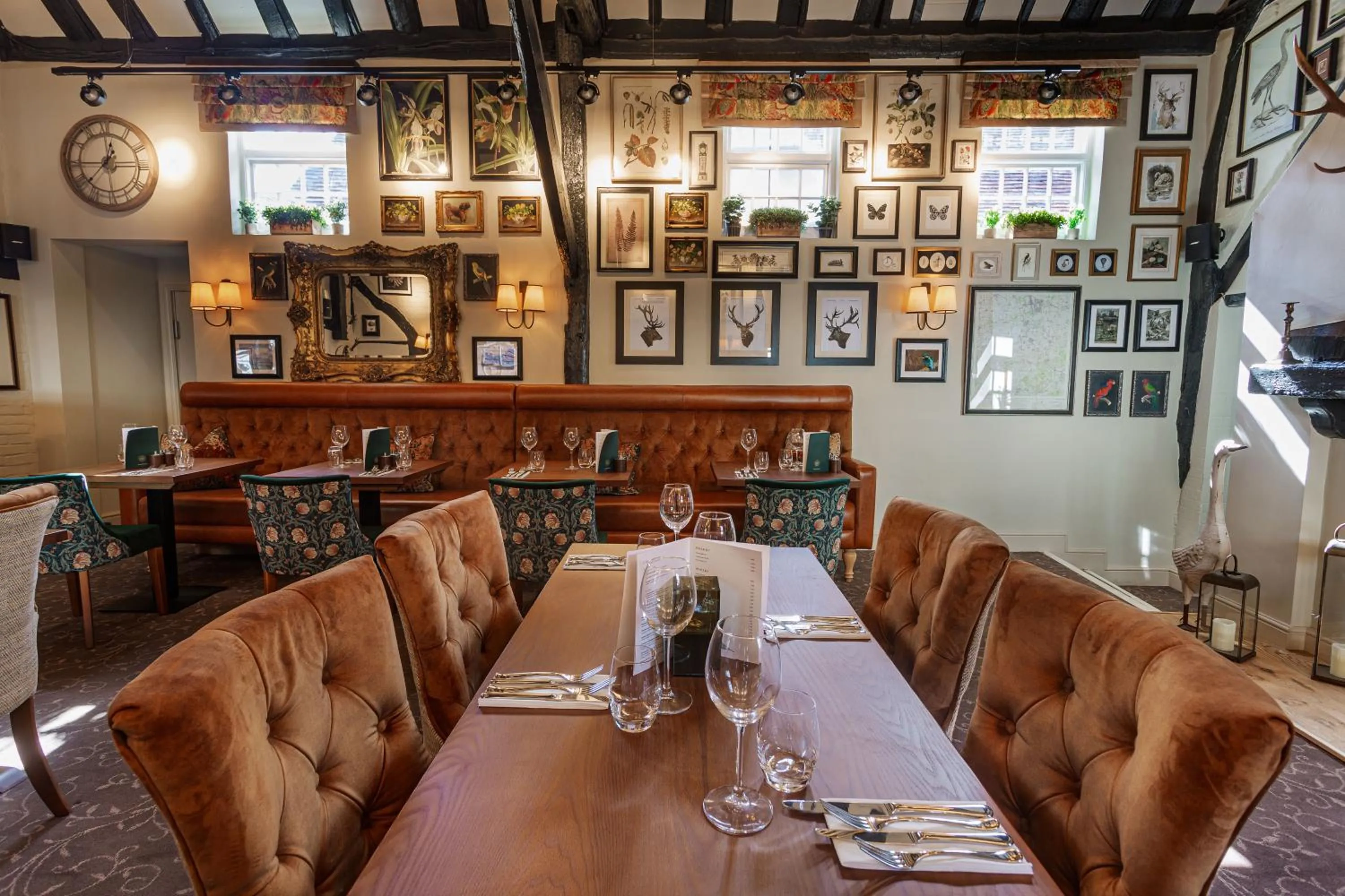 Restaurant/places to eat in The George Hotel, Dorchester-on-Thames, Oxfordshire - The Coaching Inn Group