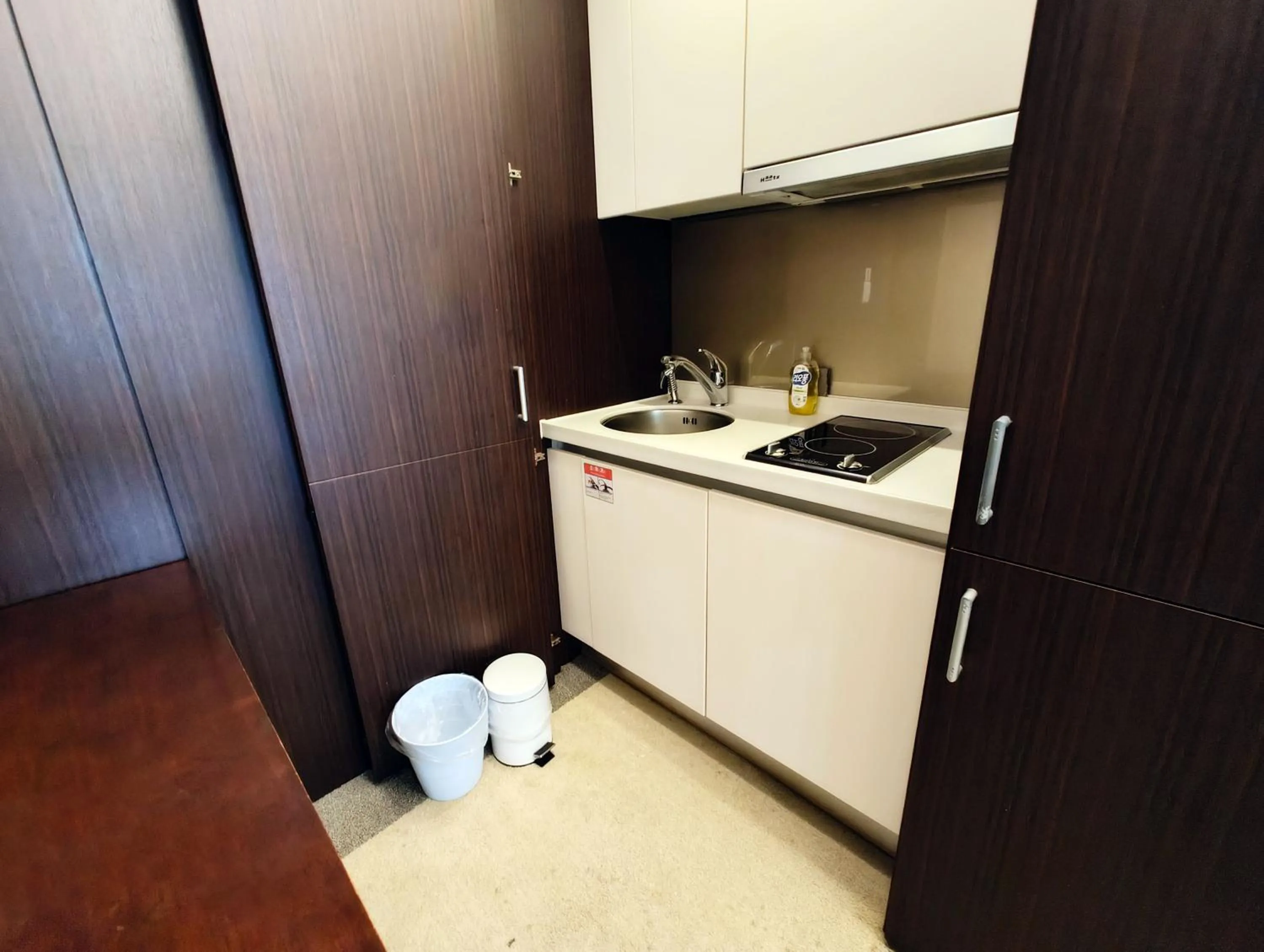 Kitchen or kitchenette in W Residence Hotel Centum City