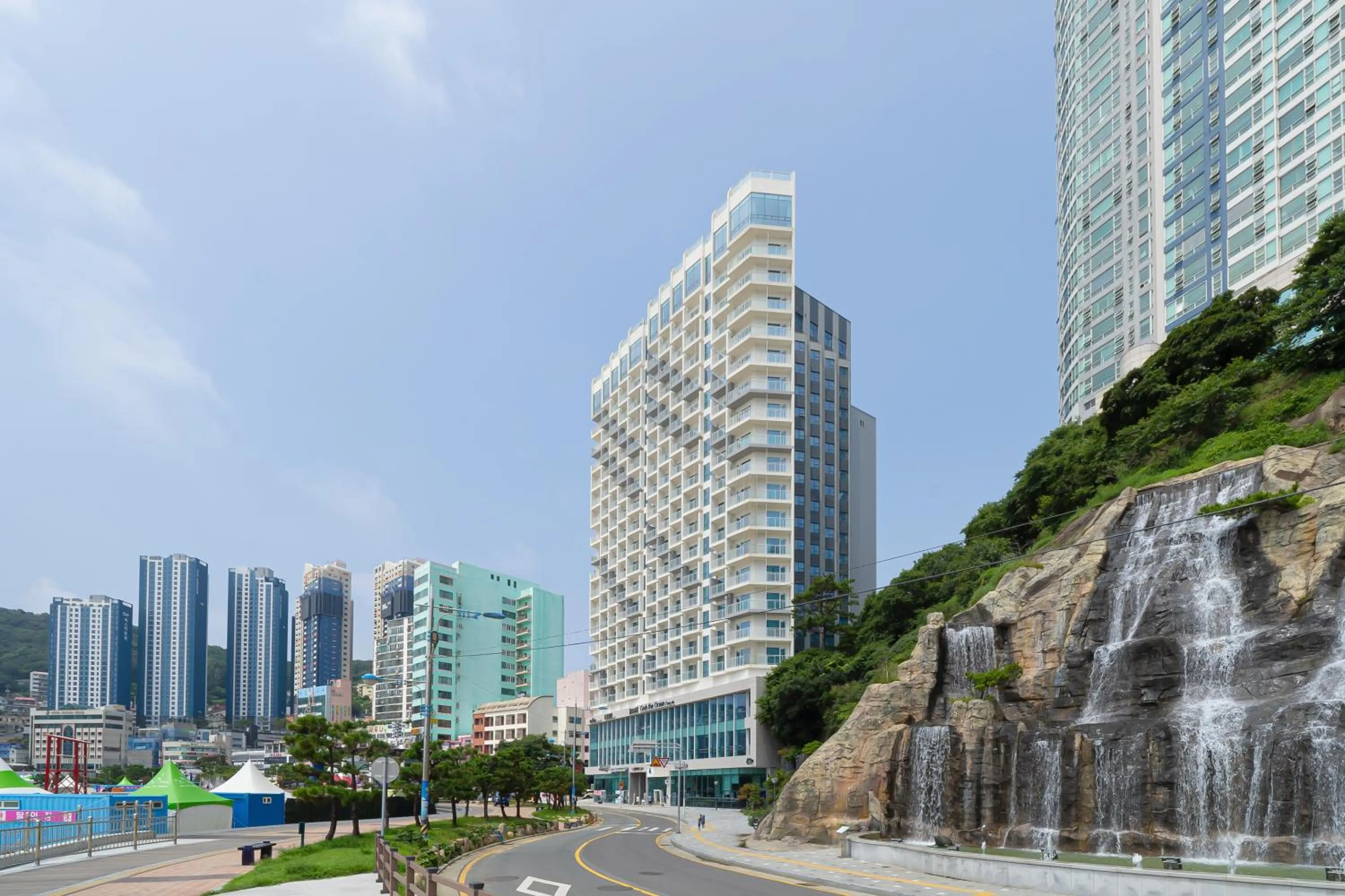 Property building in Urbanstay Busan songdo Beach
