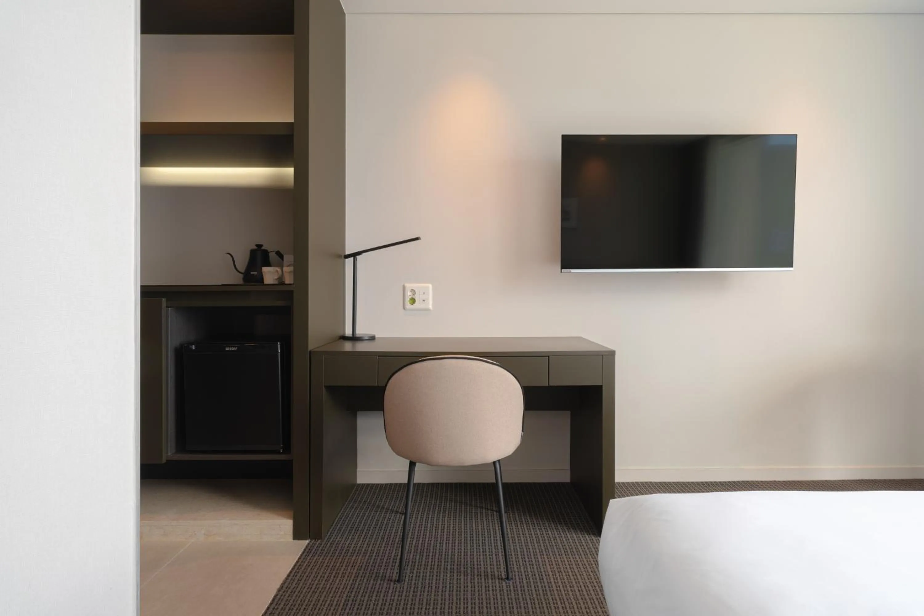 TV and multimedia in Urbanstay Busan songdo Beach