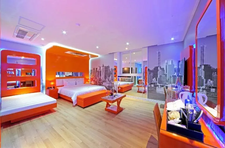 Bed in Zara Hotel Peace Square