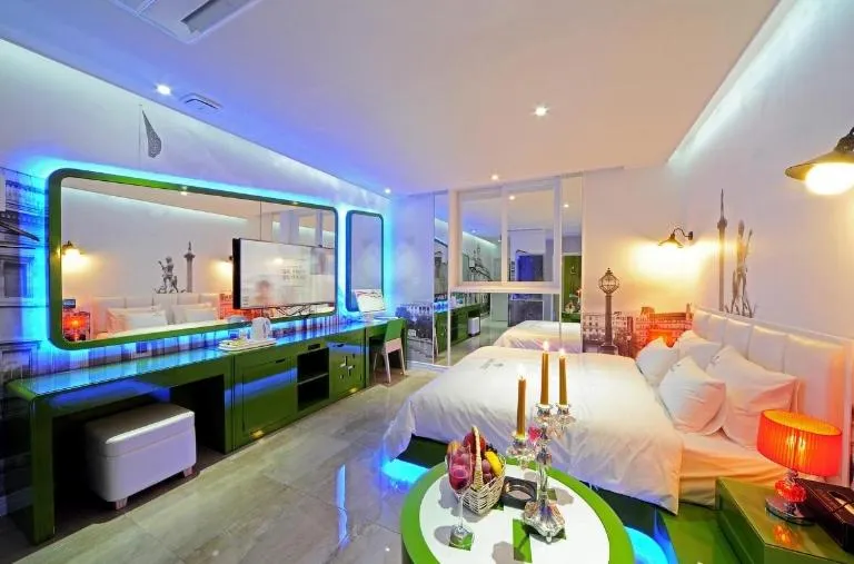 Zara Hotel Peace Square