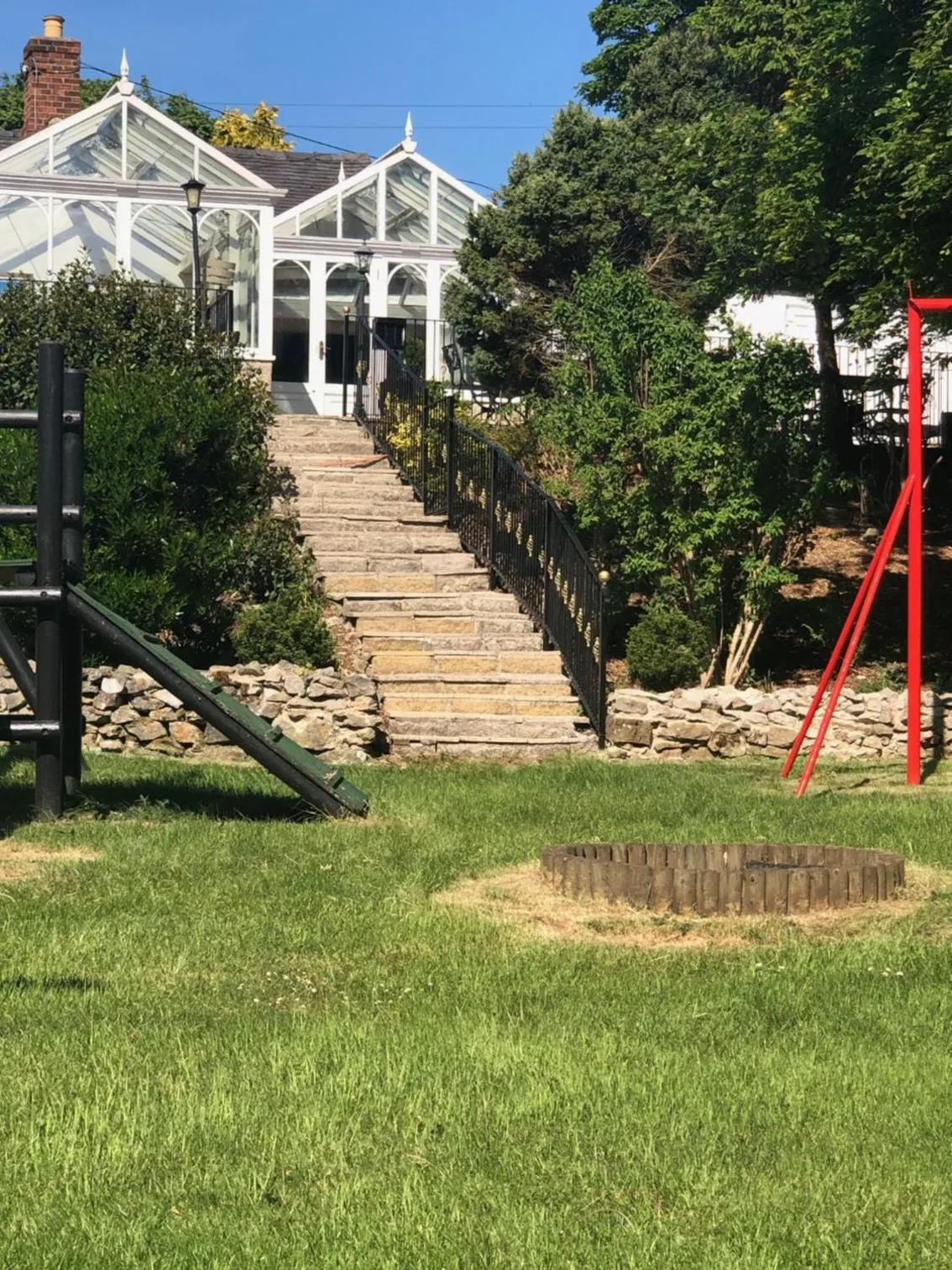 The Dog & Partridge Country Inn