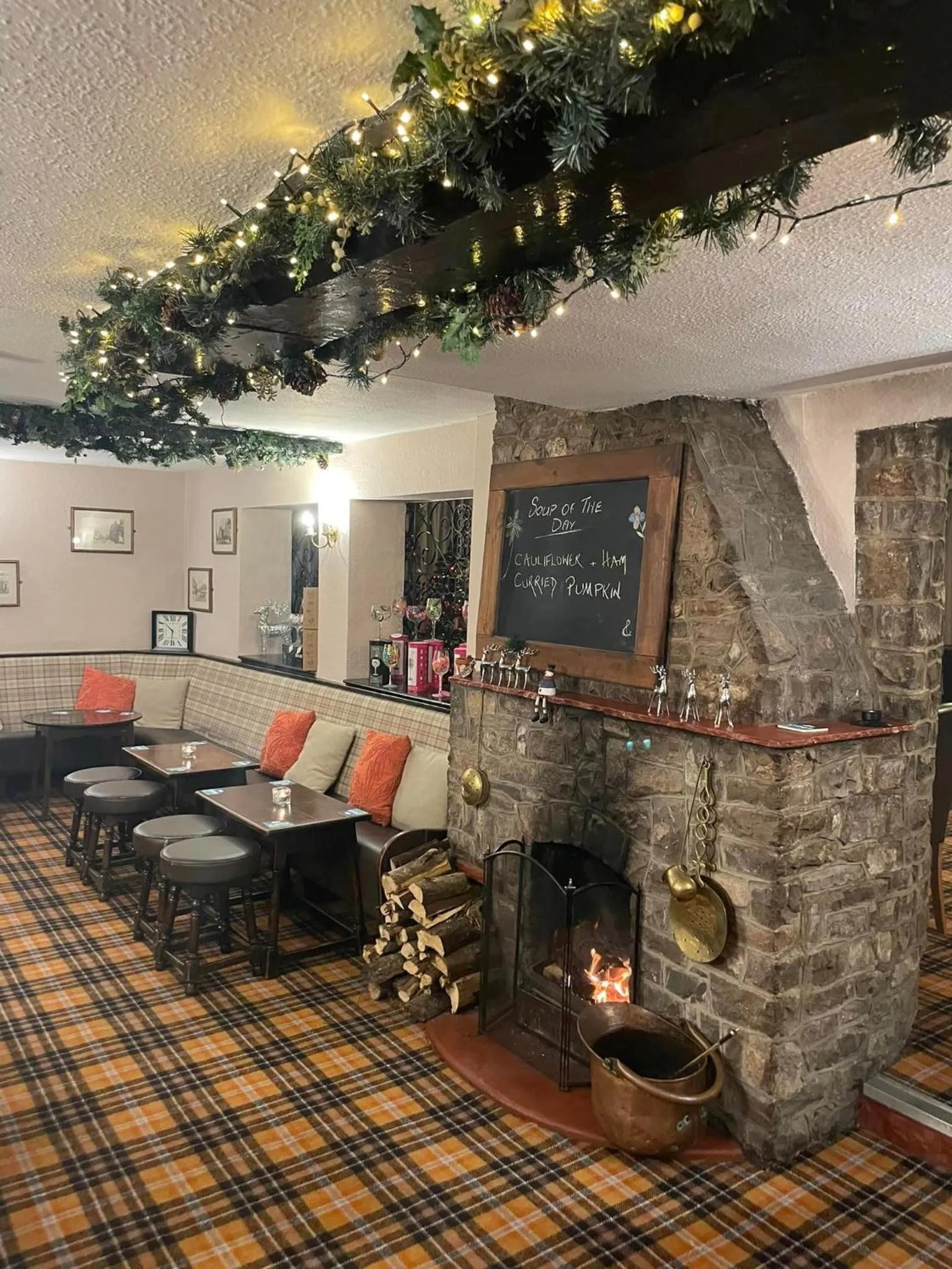 Lounge or bar in The Dog & Partridge Country Inn