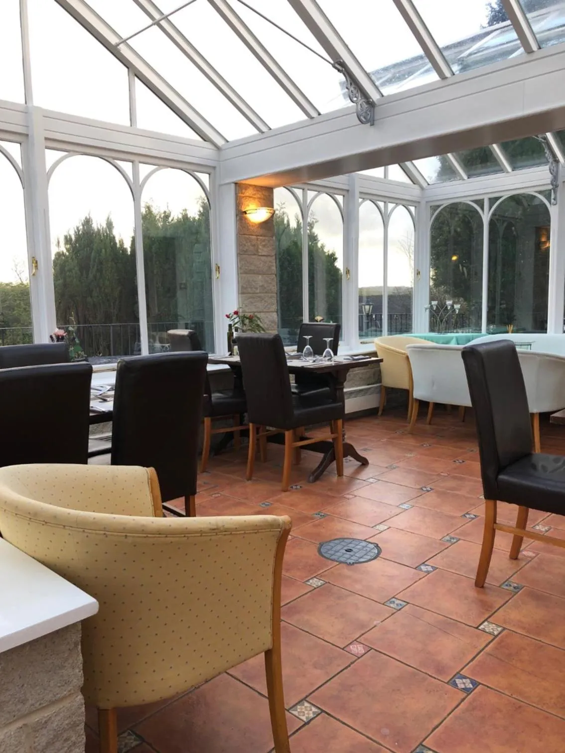 Restaurant/places to eat in The Dog & Partridge Country Inn