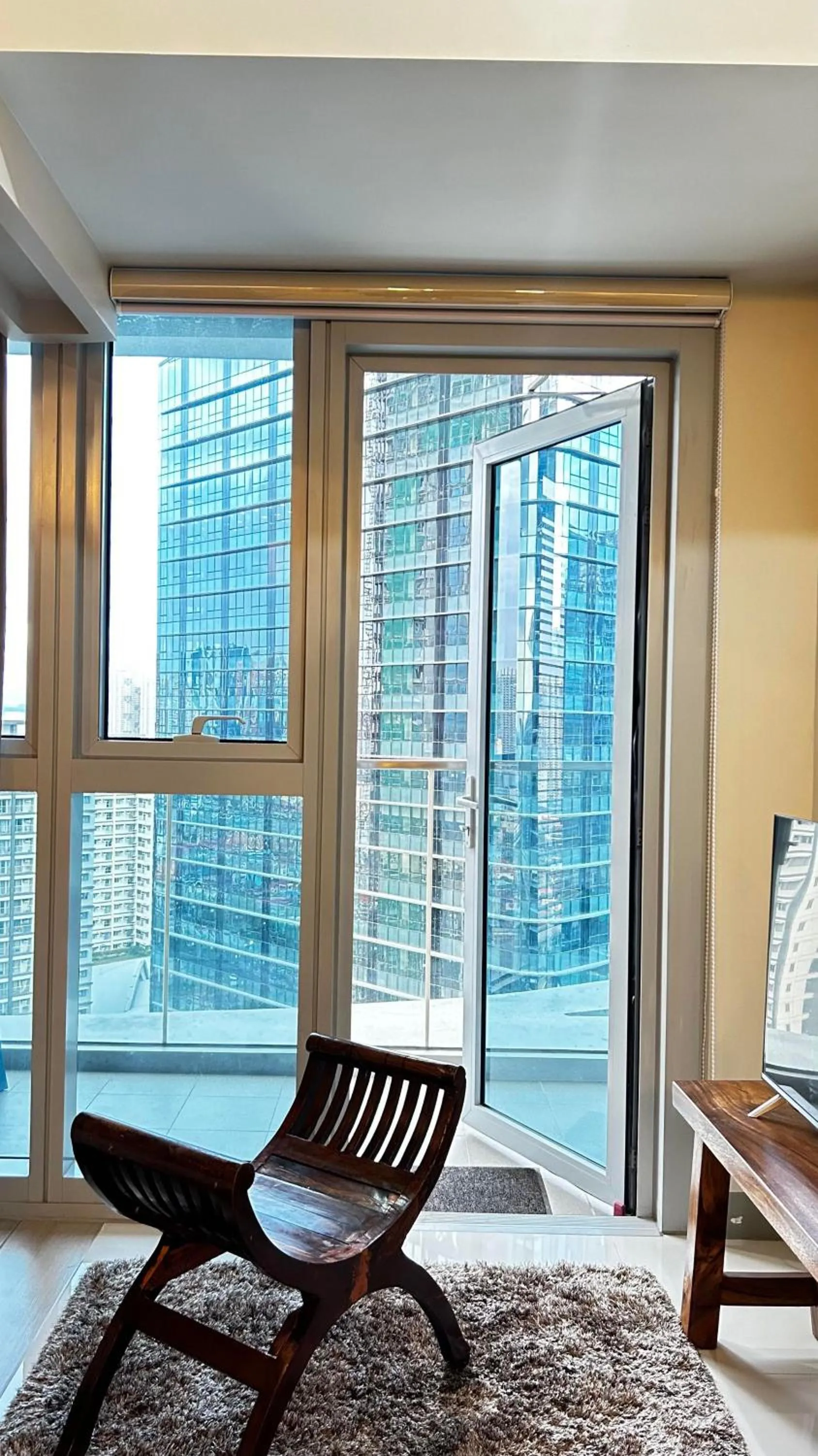 Uptown Parksuites Tower Two - BGC Taguig, Manila