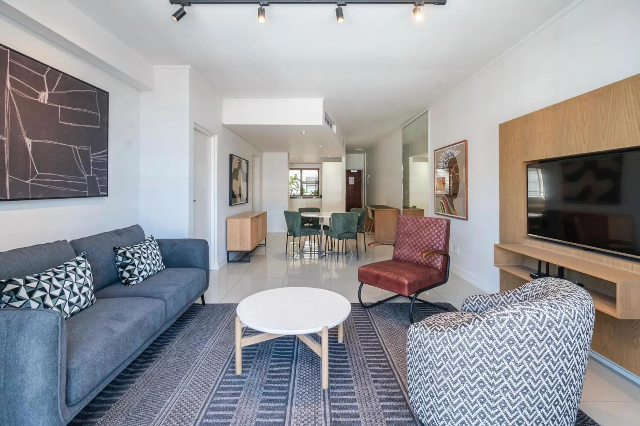 TV and multimedia in Xenia Aparthotel by Totalstay