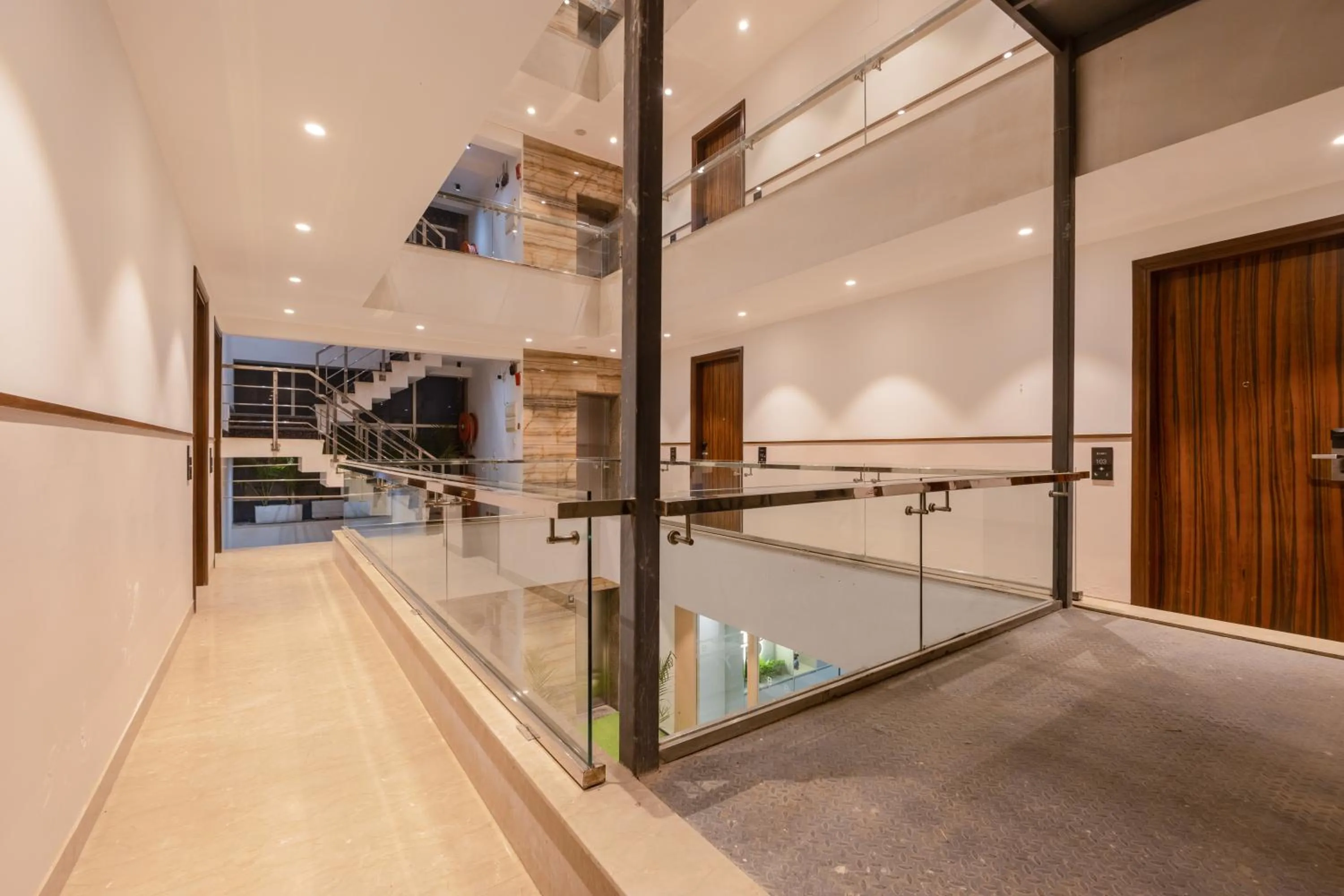 elevator in Hotel Bawa Gurgaon Medanta