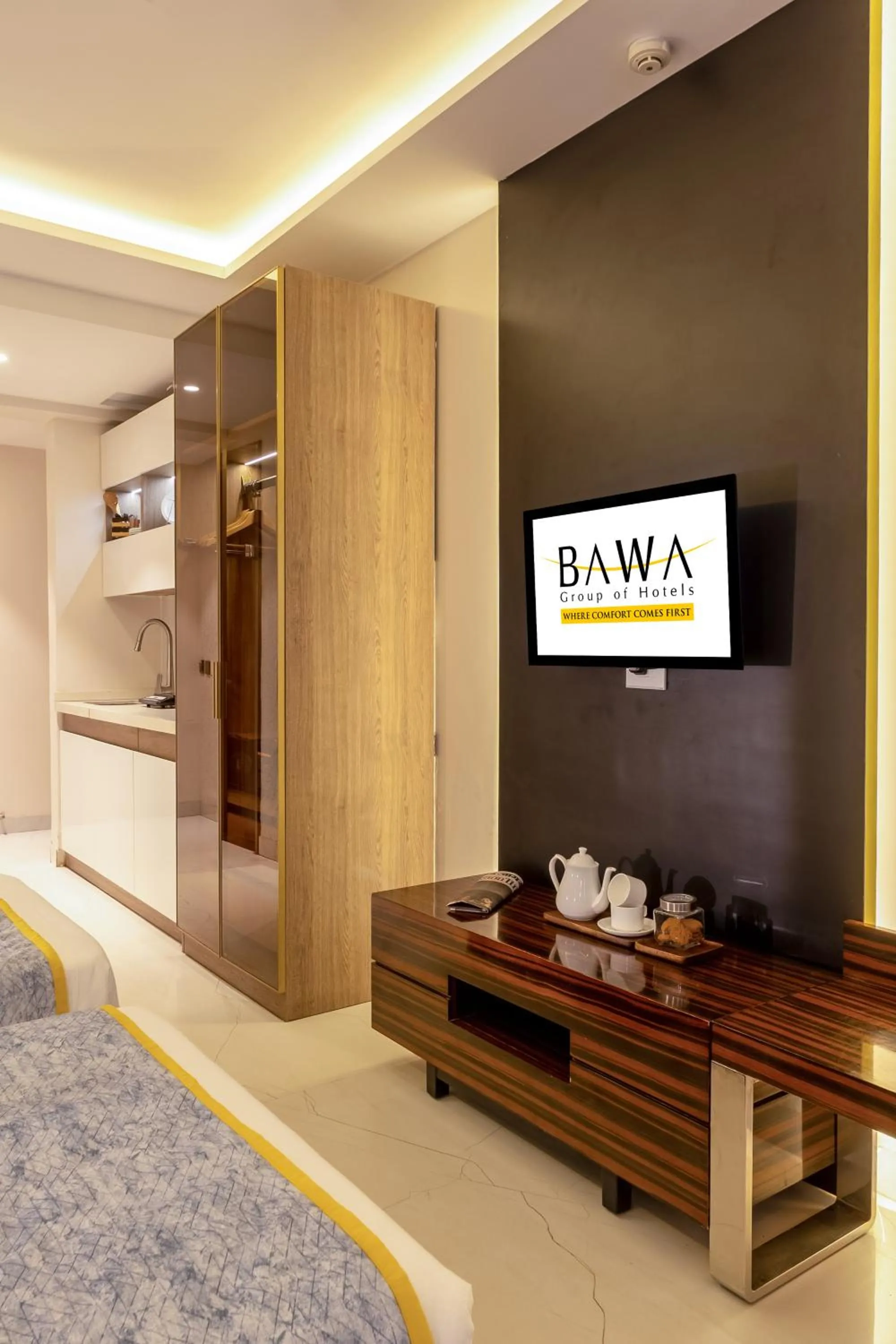 TV and multimedia, Bed in Hotel Bawa Gurgaon Medanta