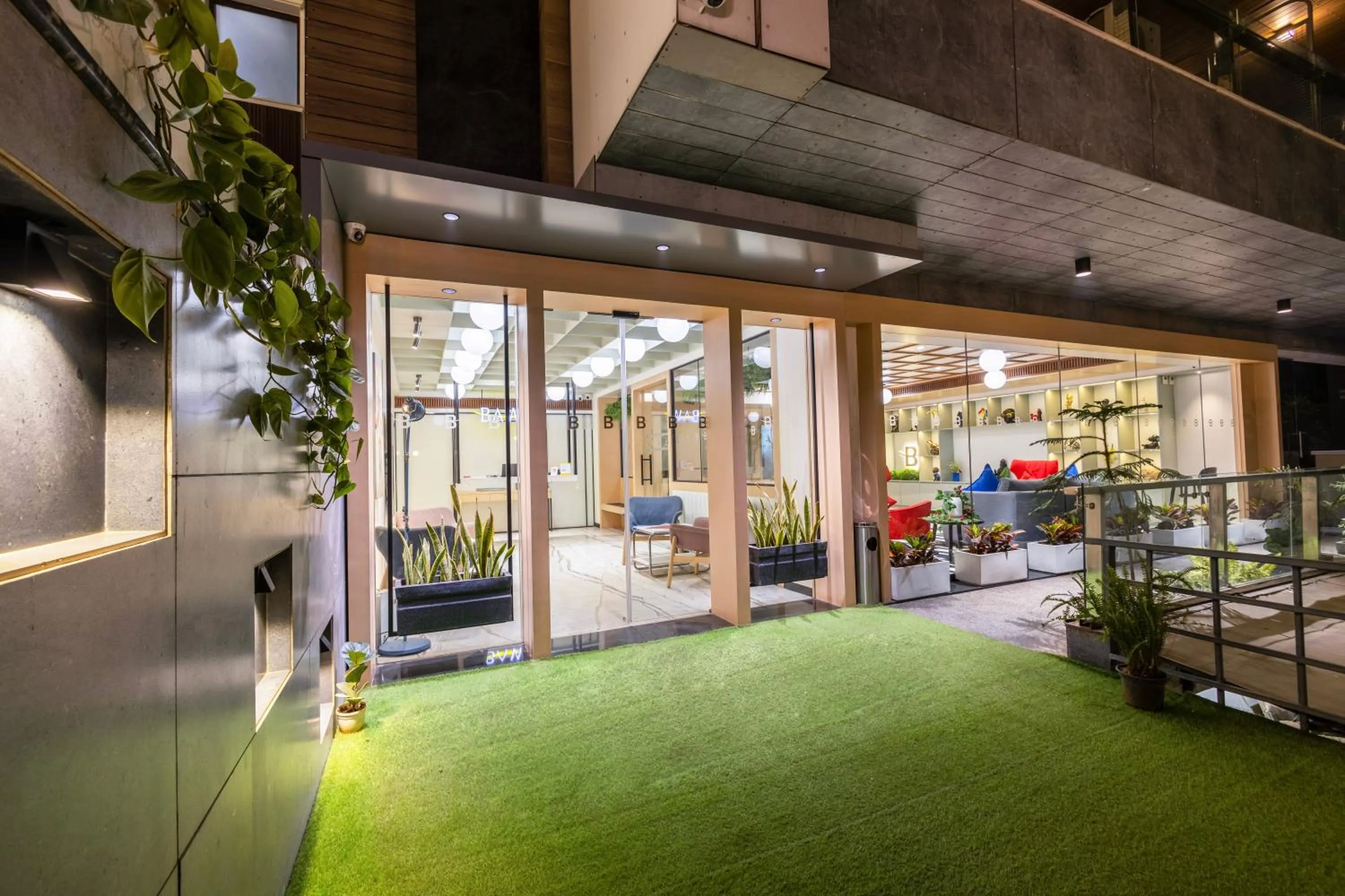 Facade/entrance in Hotel Bawa Gurgaon Medanta