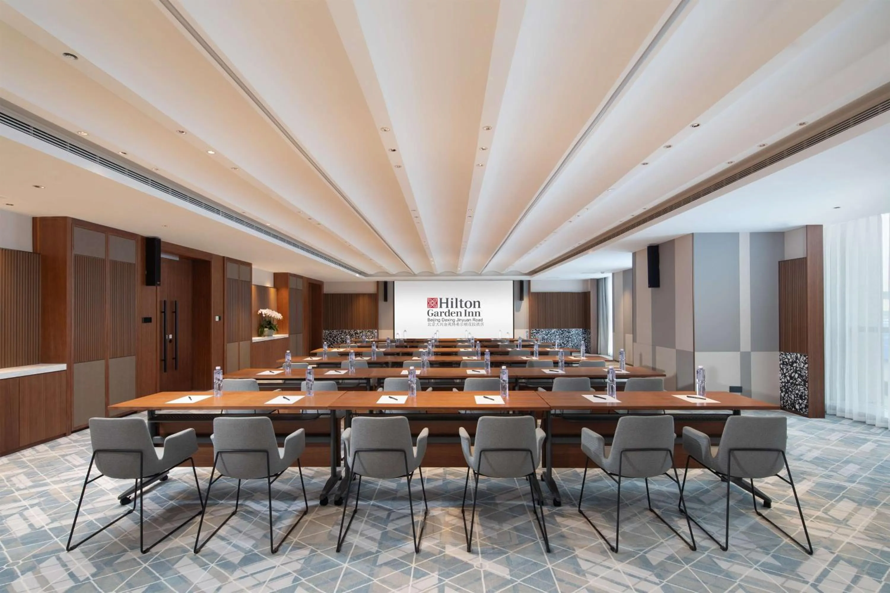 Meeting/conference room in Hilton Garden Inn Beijing Daxing Jinyuan Road