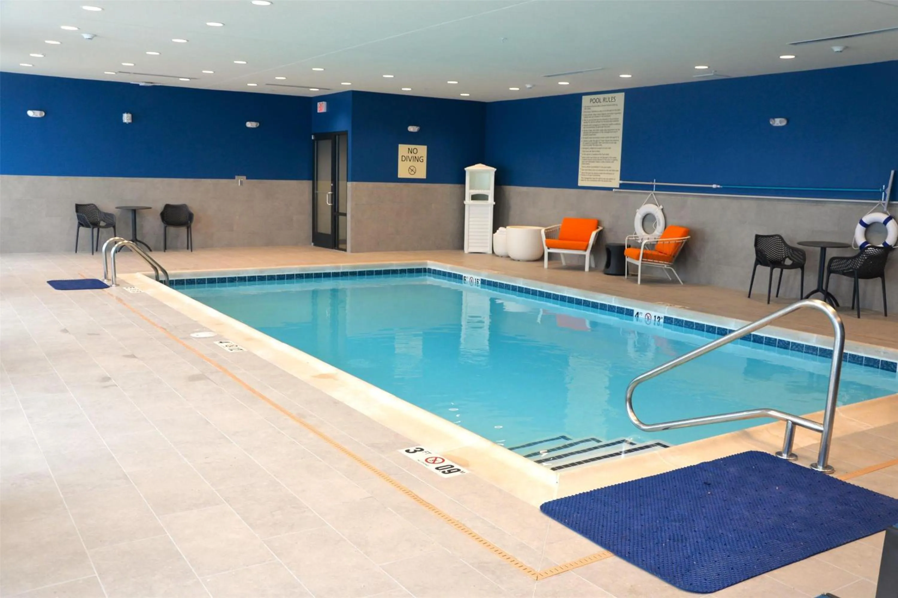 Pool view in Hampton Inn Cabot