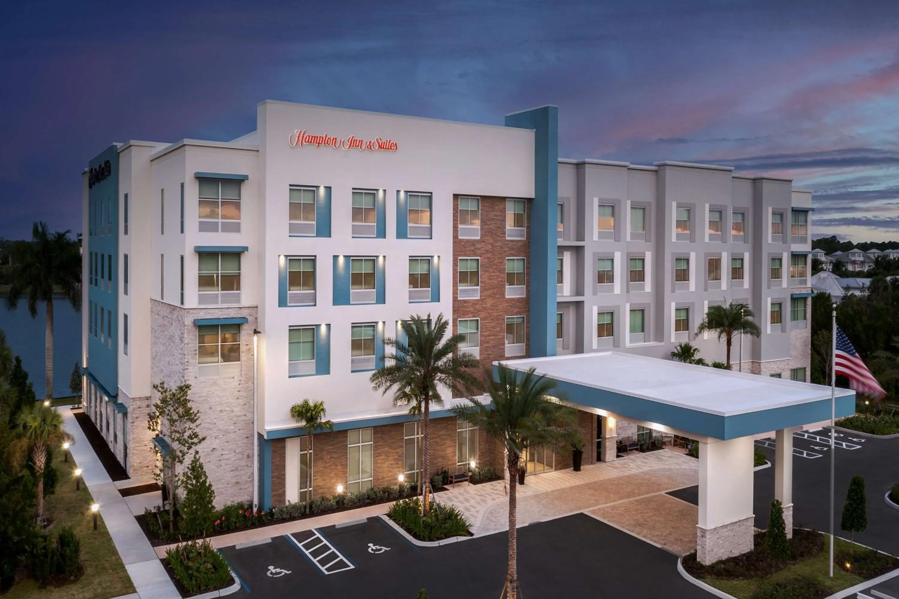 Property building in Hampton Inn & Suites Naples South