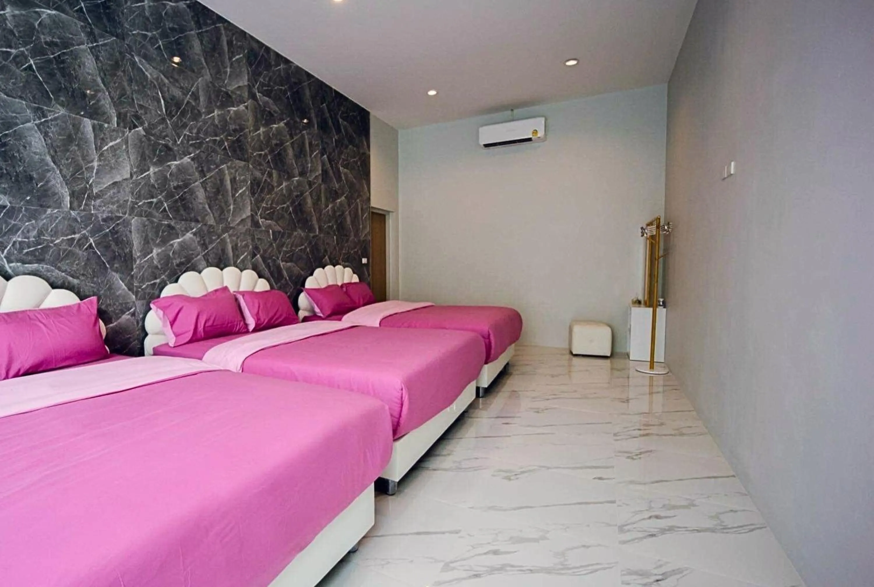 Bed in NP Pool Villa Hua Hin