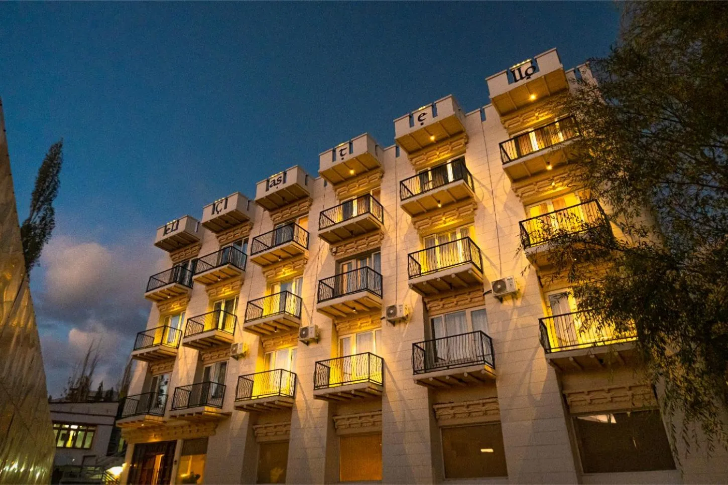 Property building in Hotel El Castello