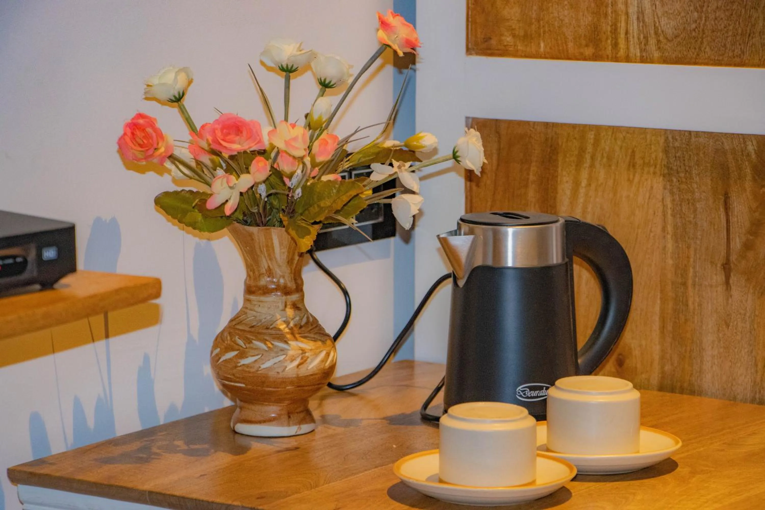 Coffee/tea facilities in Hotel El Castello