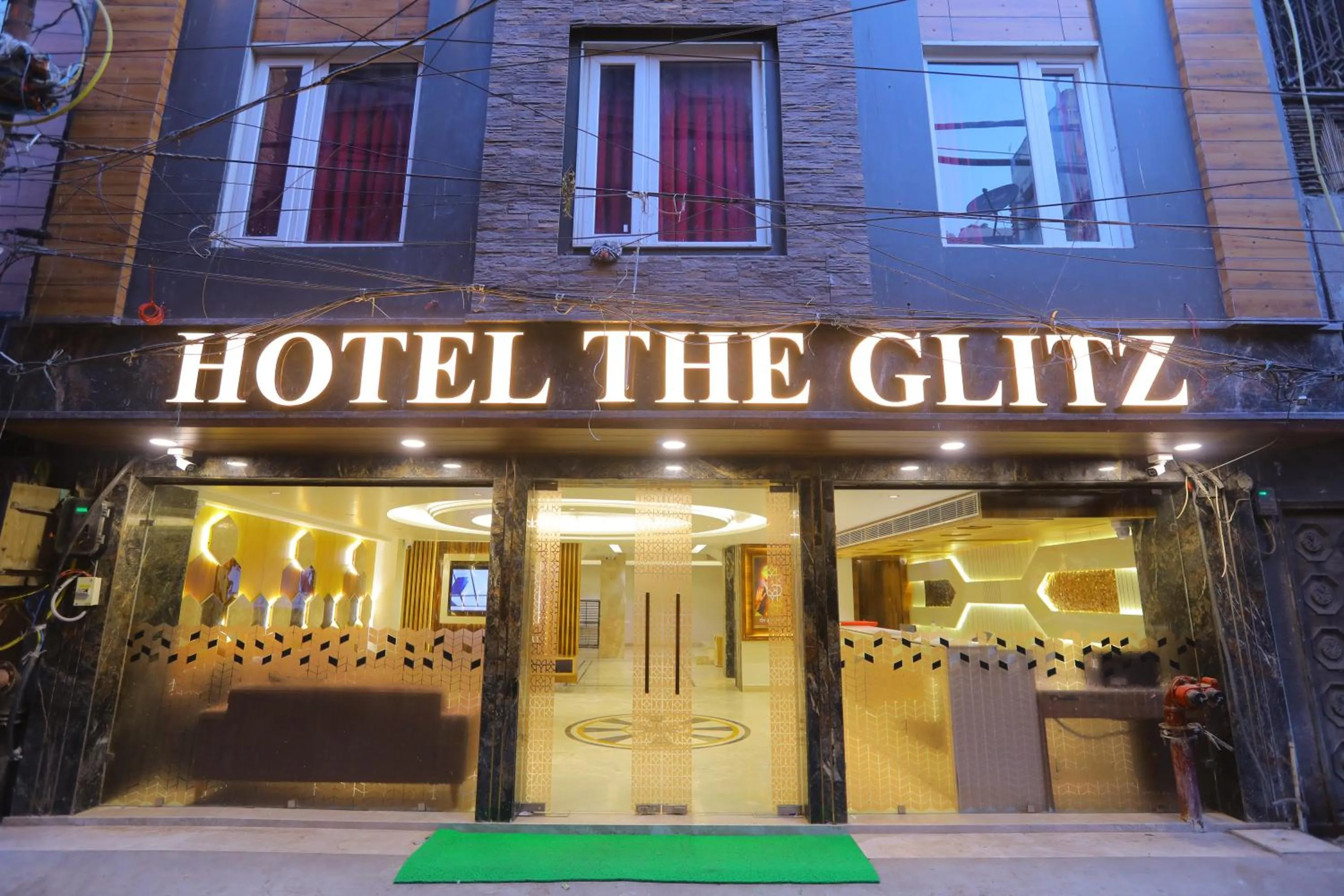 Hotel Glitz - Walk in from New Delhi Railway Station