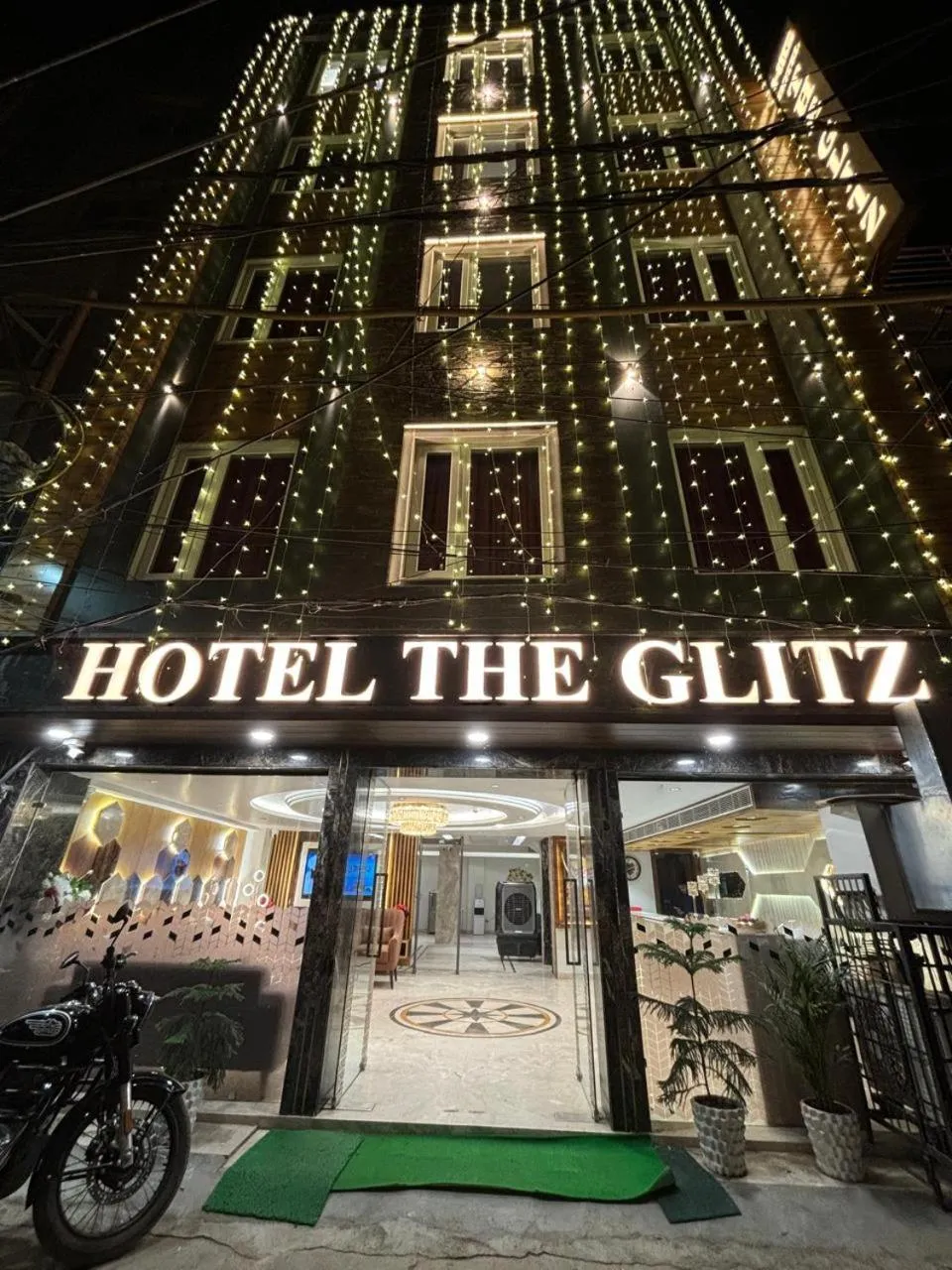 Logo/Certificate/Sign in Hotel Glitz - Walk in from New Delhi Railway Station