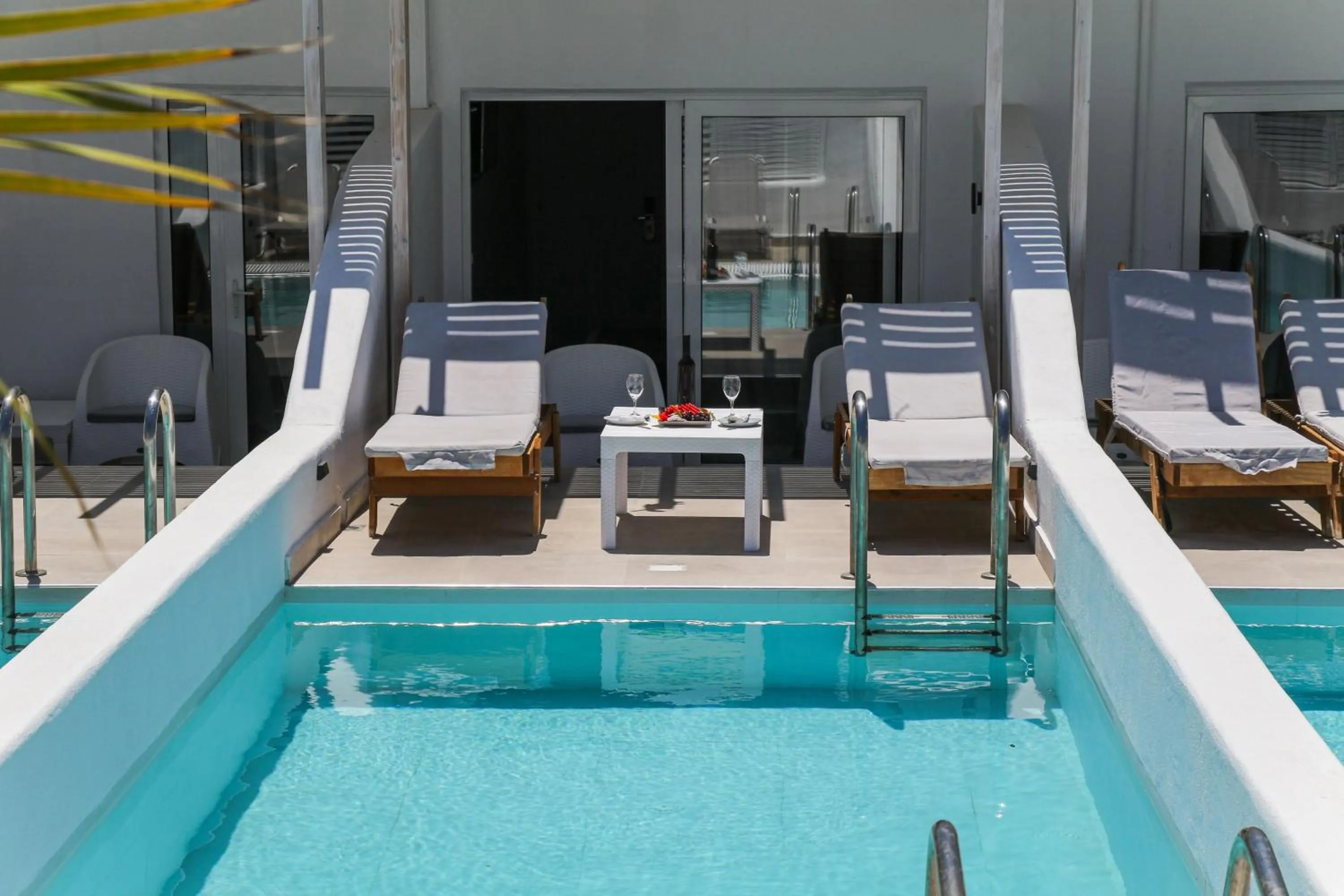 Swimming pool in Kamari Beach