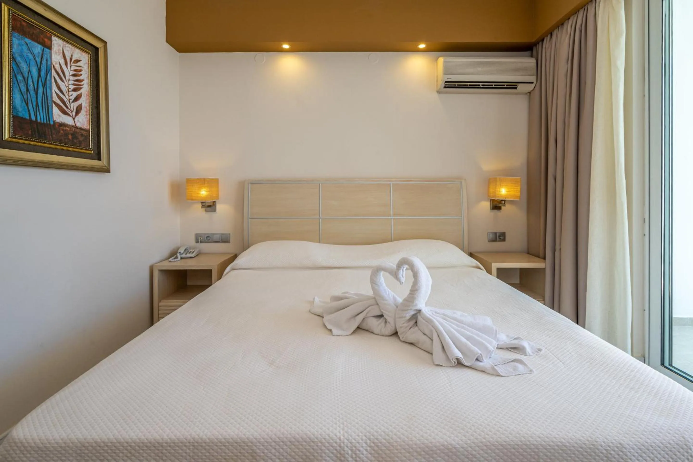 Bedroom in Kamari Beach