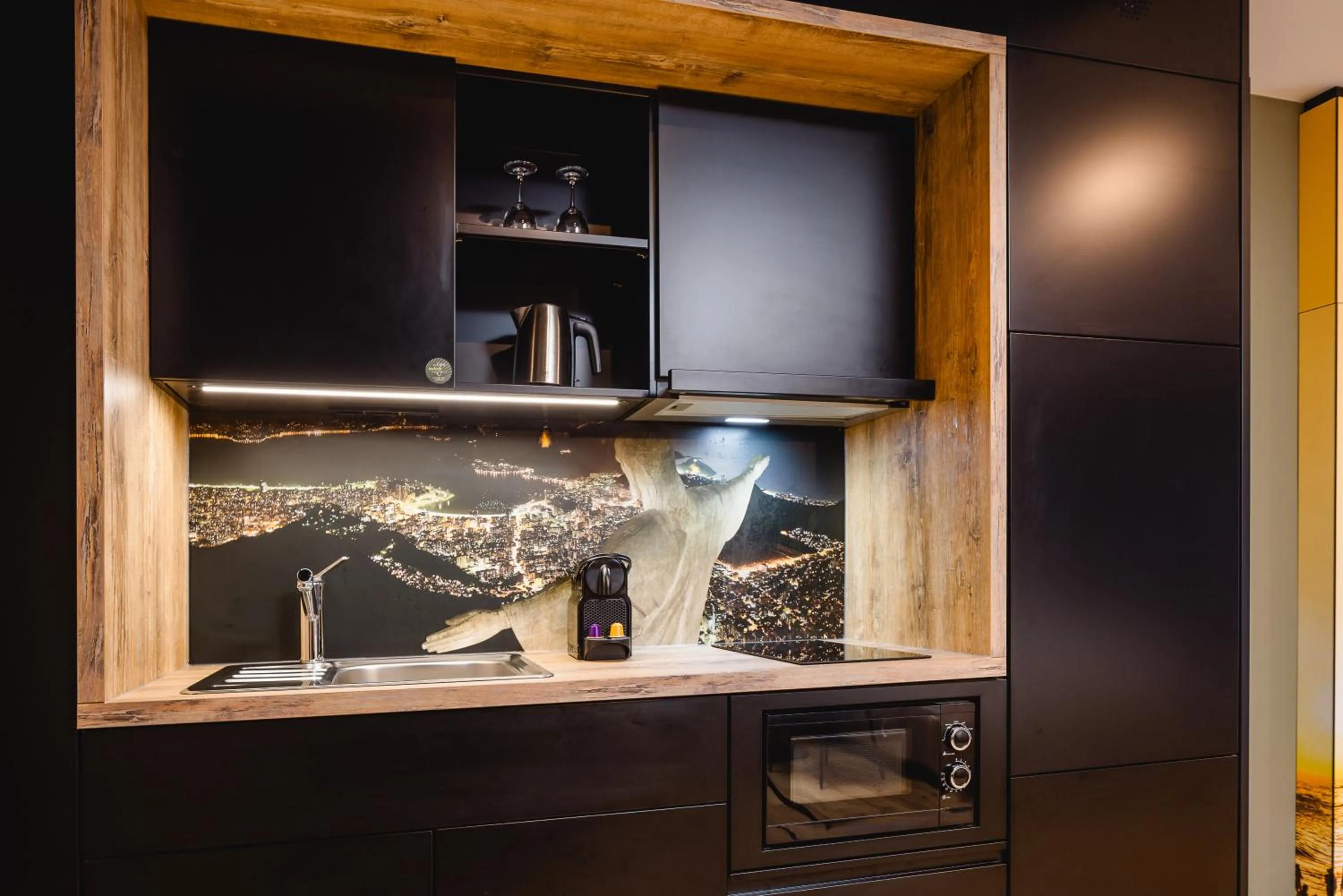 Kitchen or kitchenette in Rioca Hafeninsel Posto 8