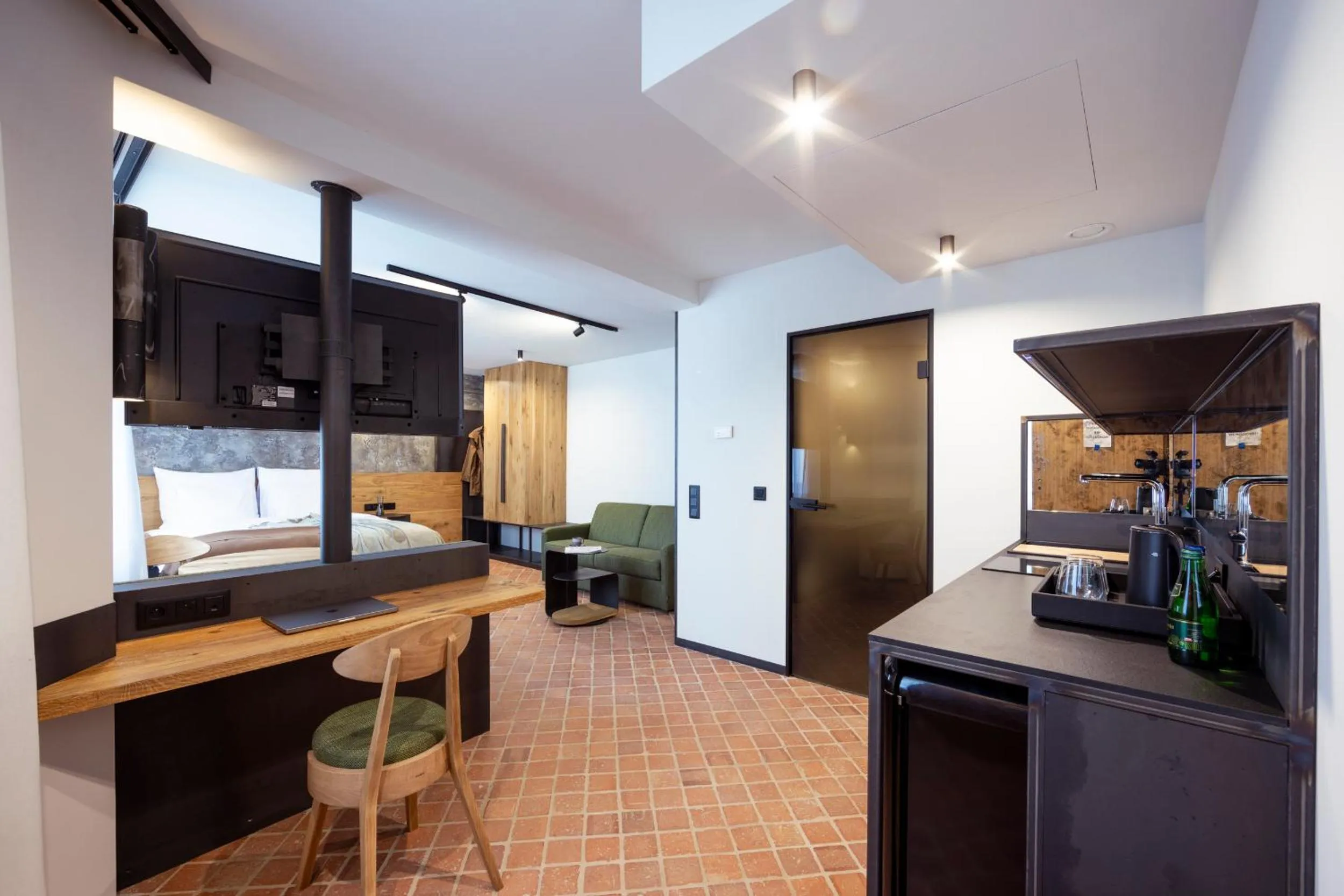 Kitchen or kitchenette in Nomadic Urban Premium Suites