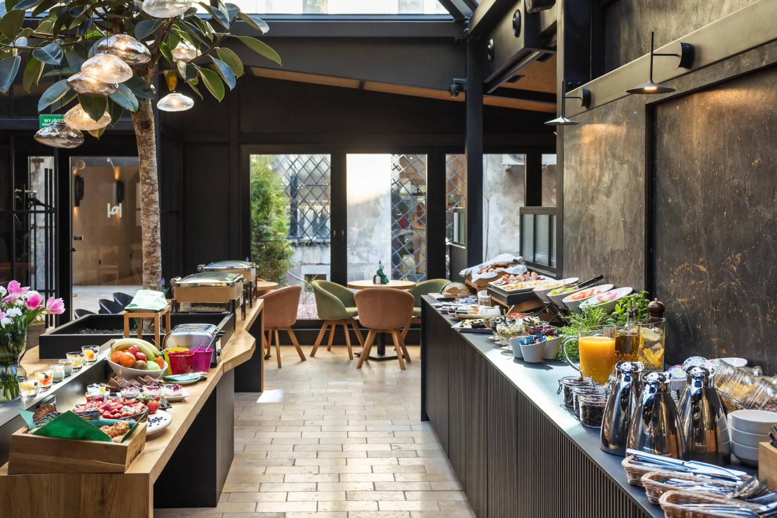 Buffet breakfast in Nomadic Urban Premium Suites