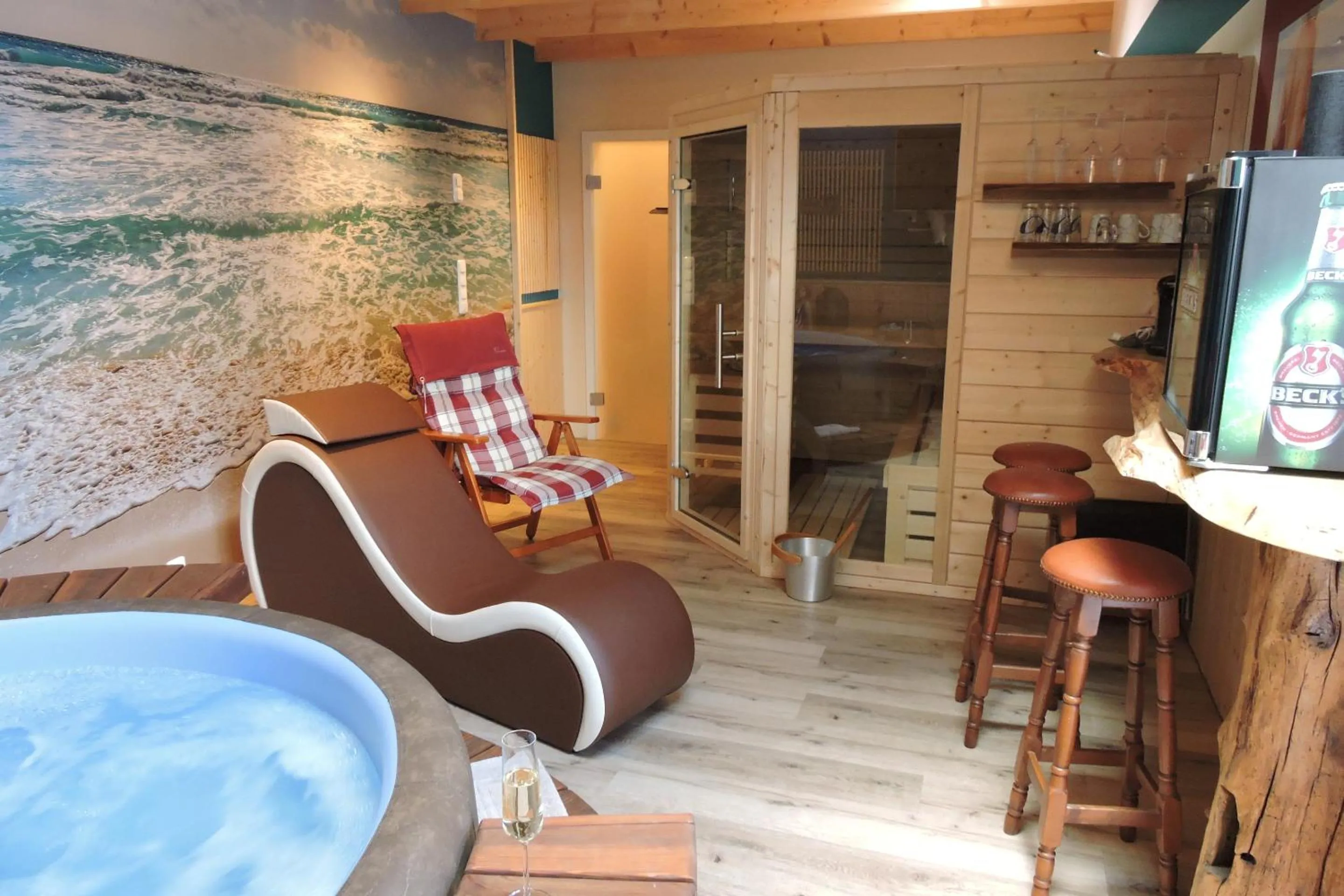 Hot Tub in Apartment Am Anker