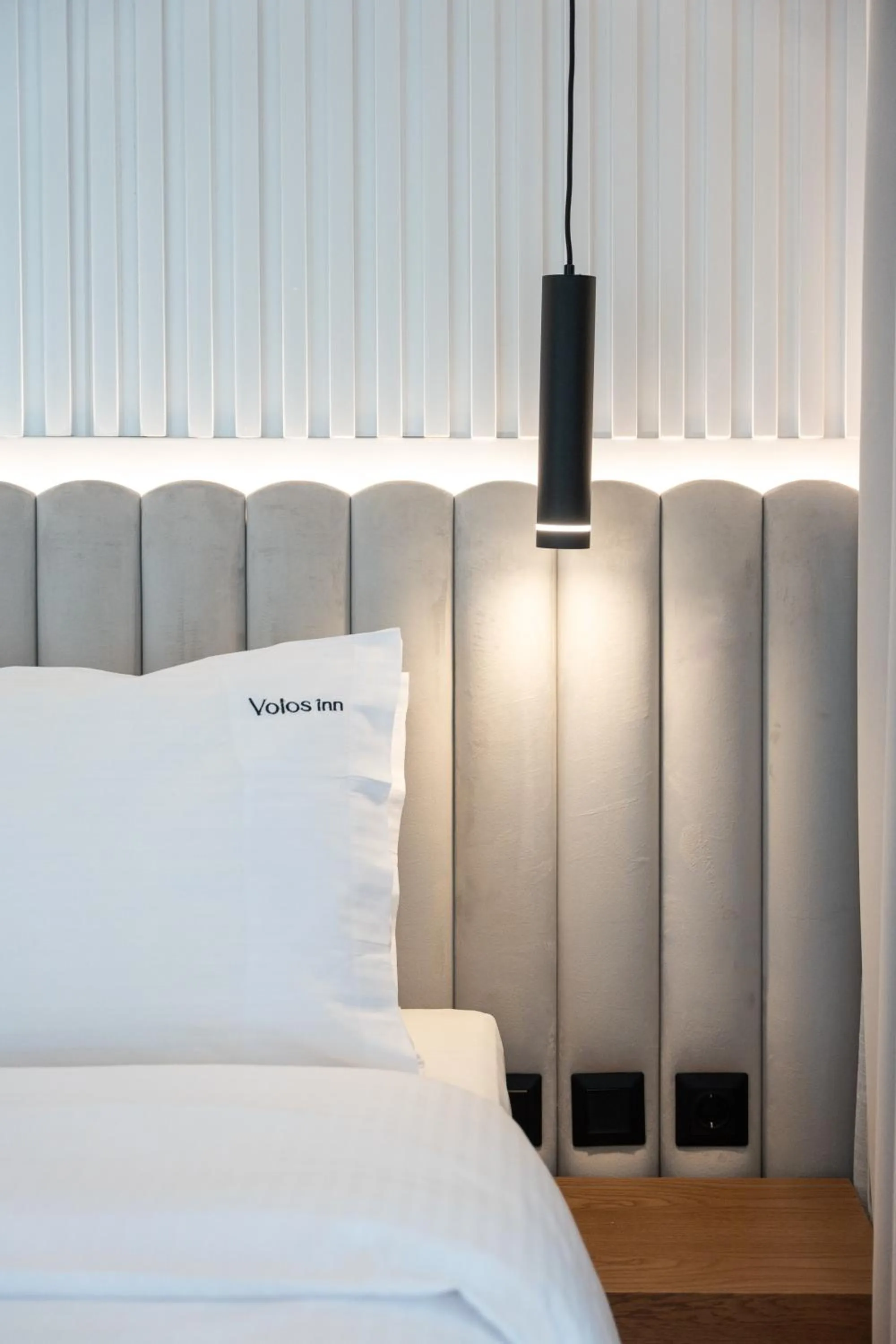 Bed in Volos Inn Hotel