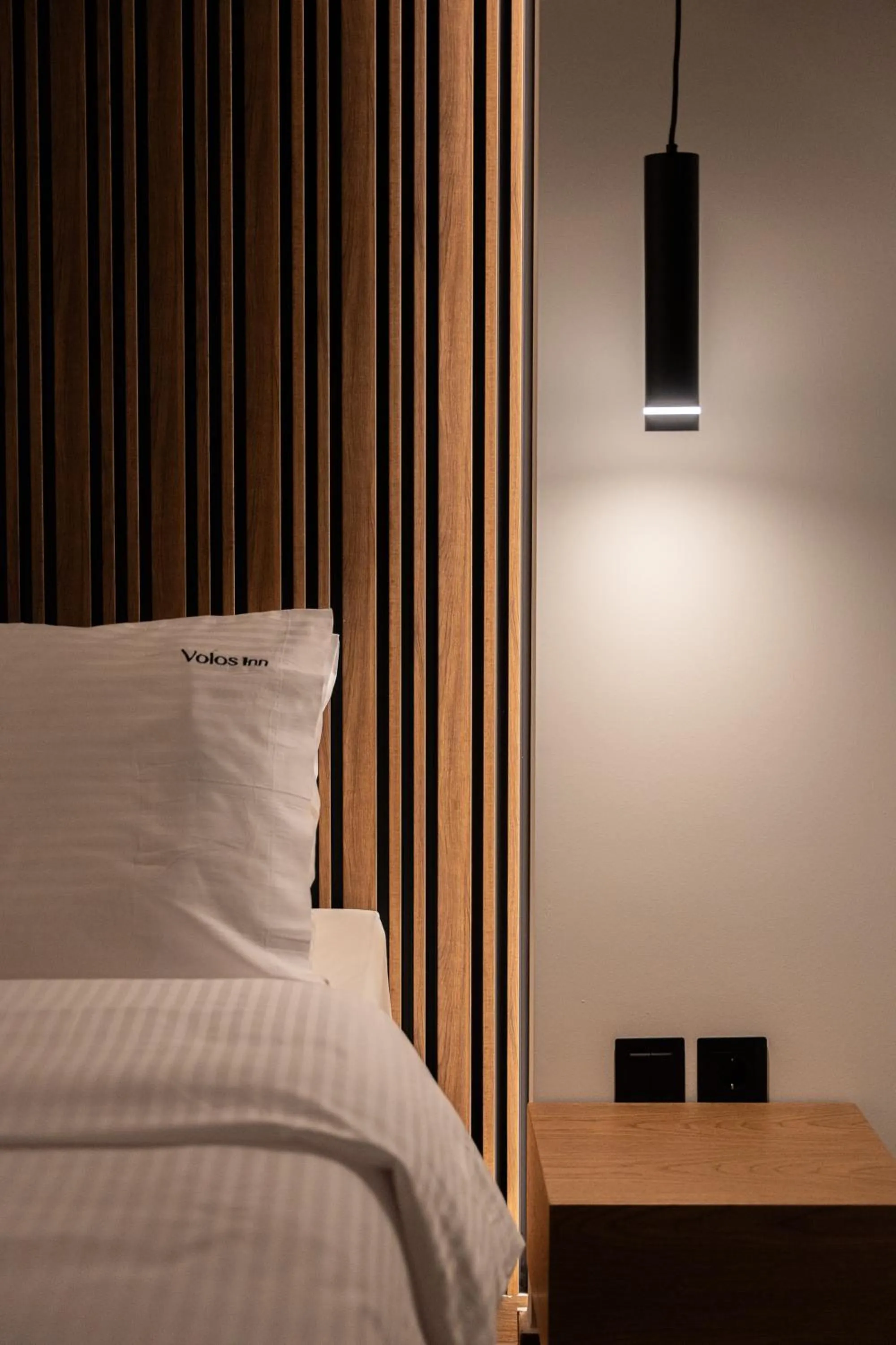 Bed in Volos Inn Hotel