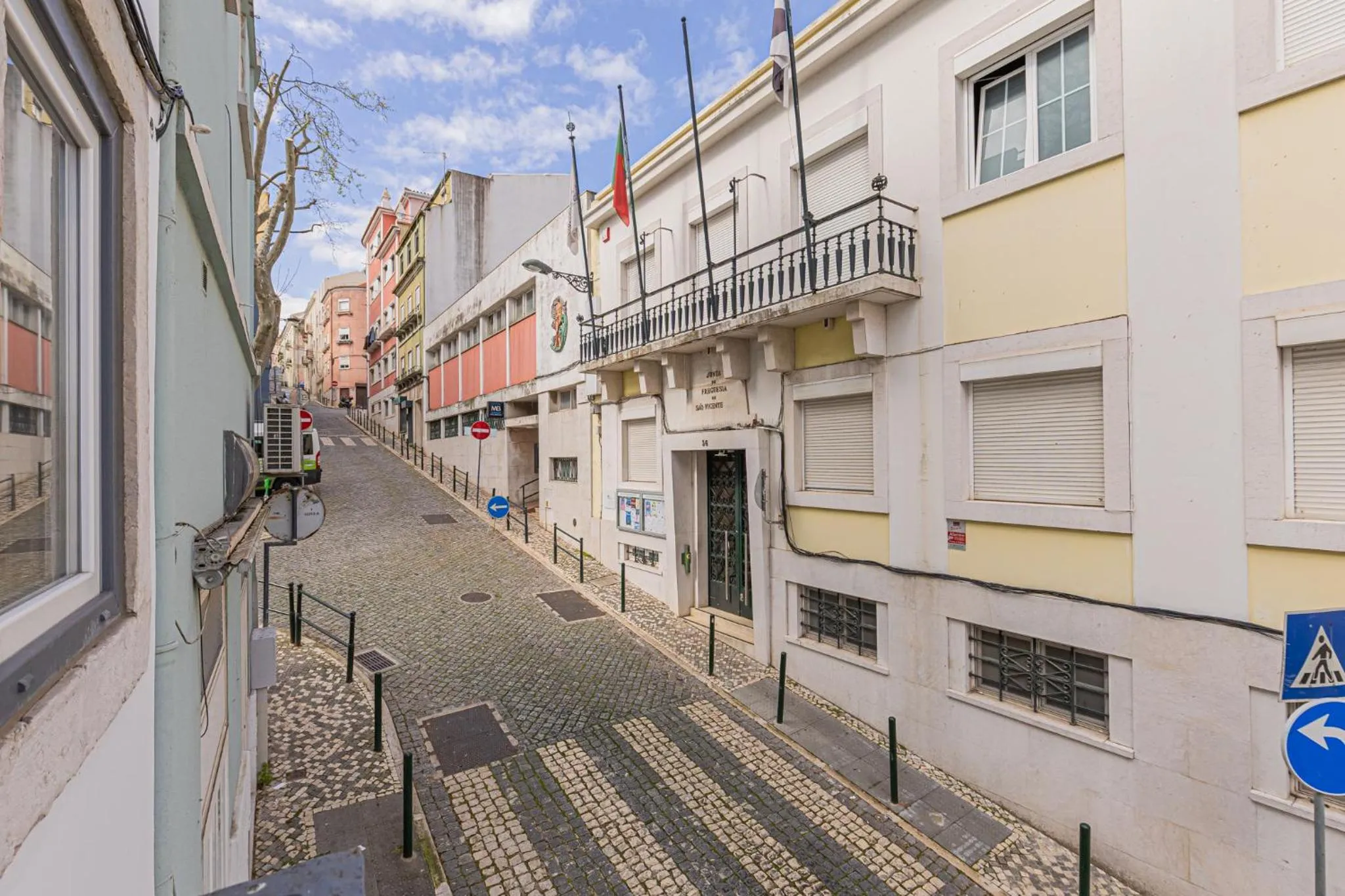 Street view in Barbadinhos Apartments in Lisbon Historic Neighborhood
