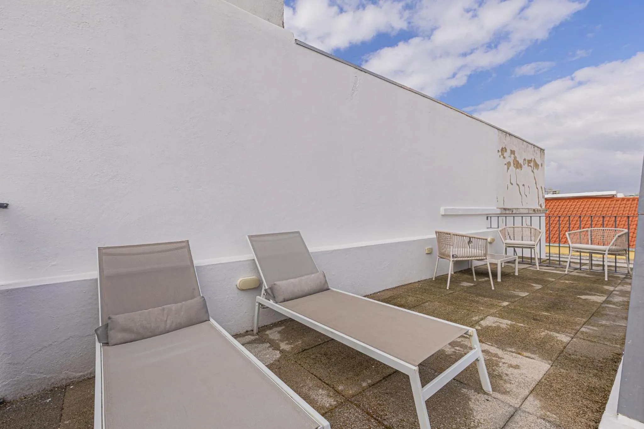 Day in Barbadinhos Apartments in Lisbon Historic Neighborhood