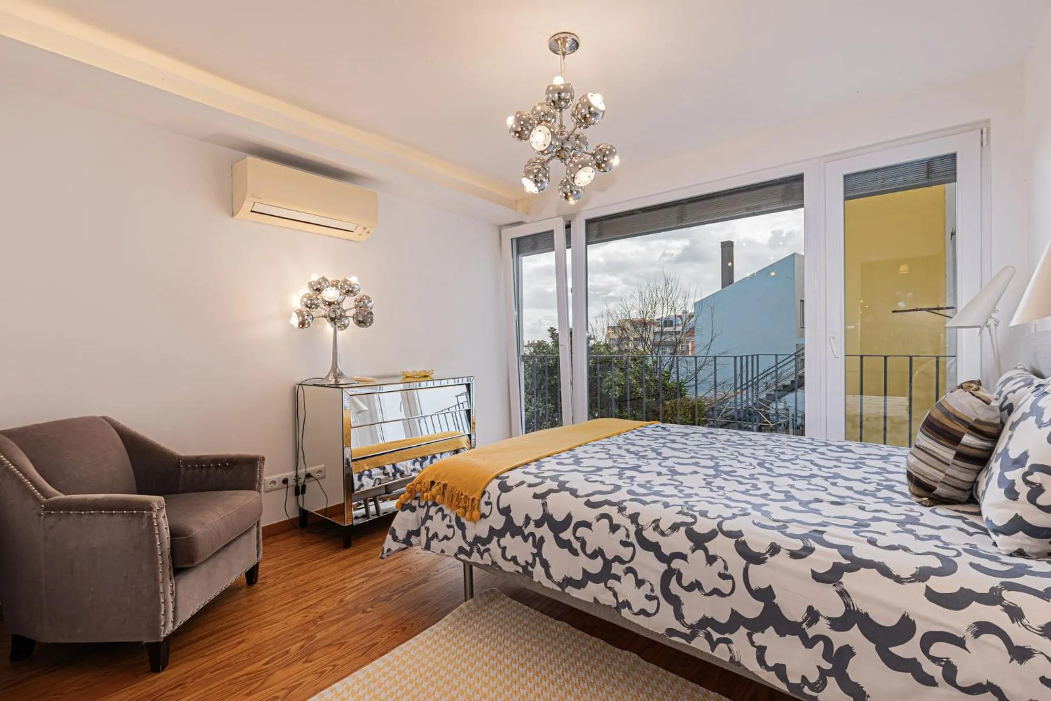 Bed in Barbadinhos Apartments in Lisbon Historic Neighborhood
