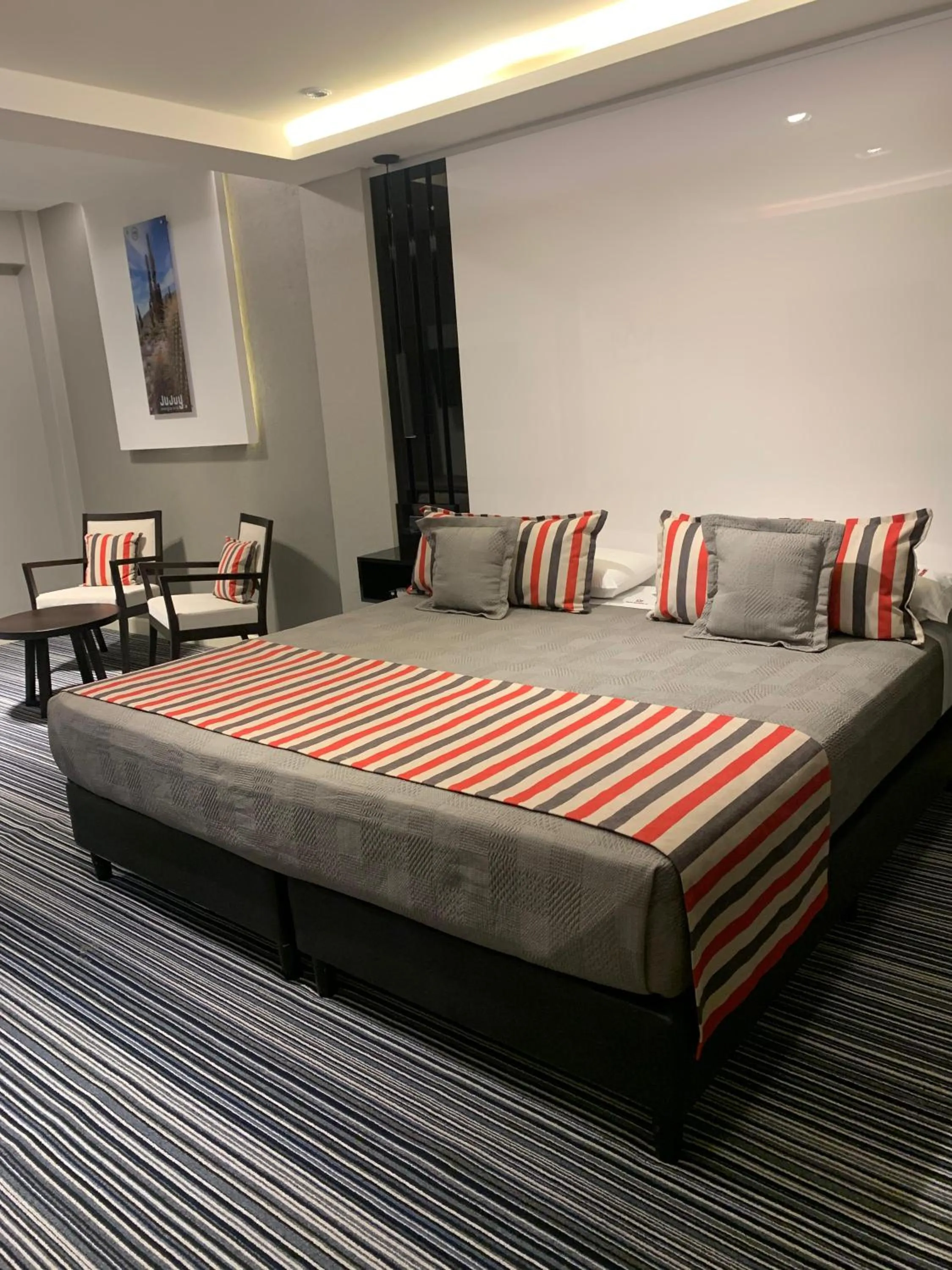 Photo of the whole room, Bed in Benjamín I