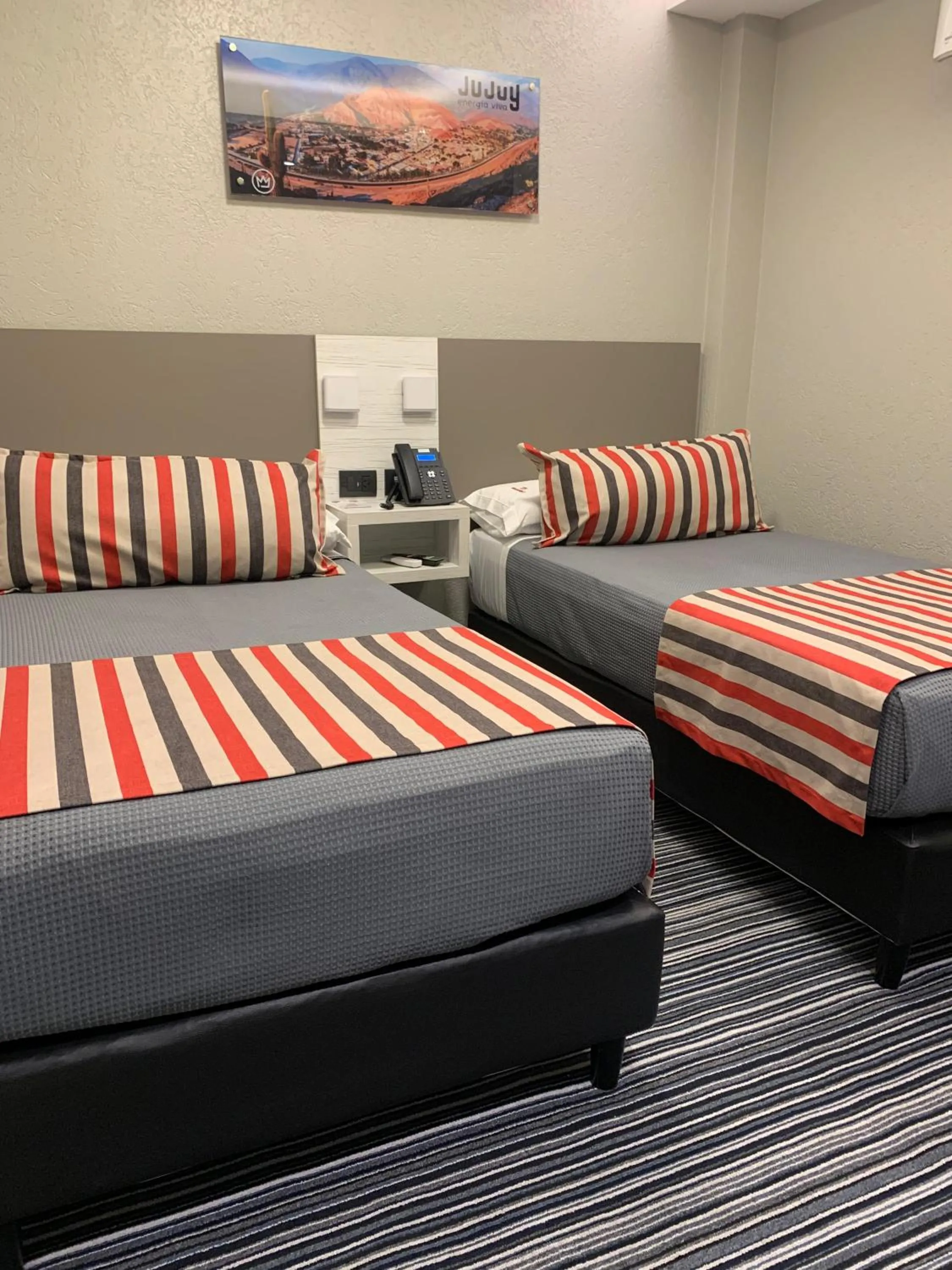 Photo of the whole room, Bed in Benjamín I