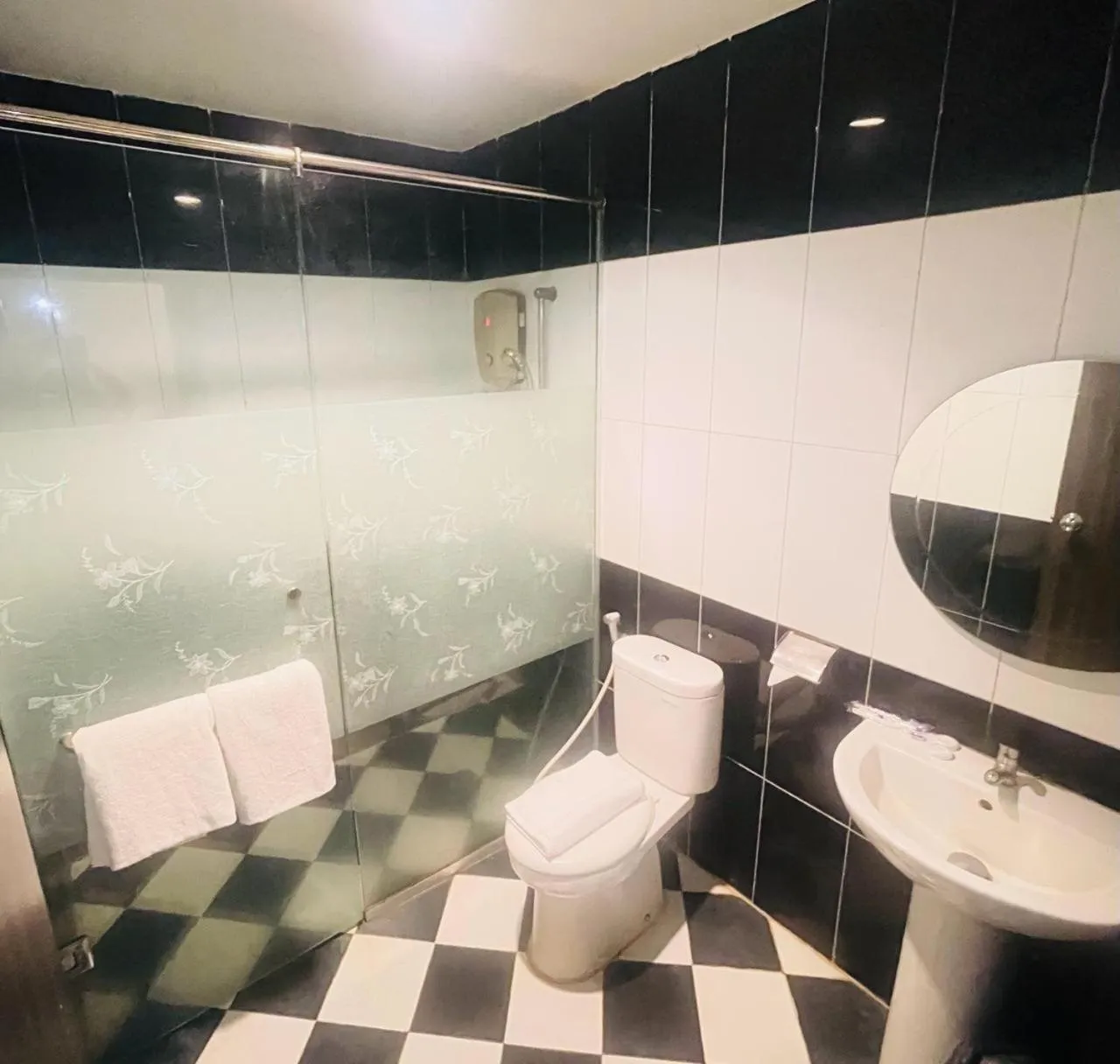 Toilet in GRAND DARUSSALAM HOTEL