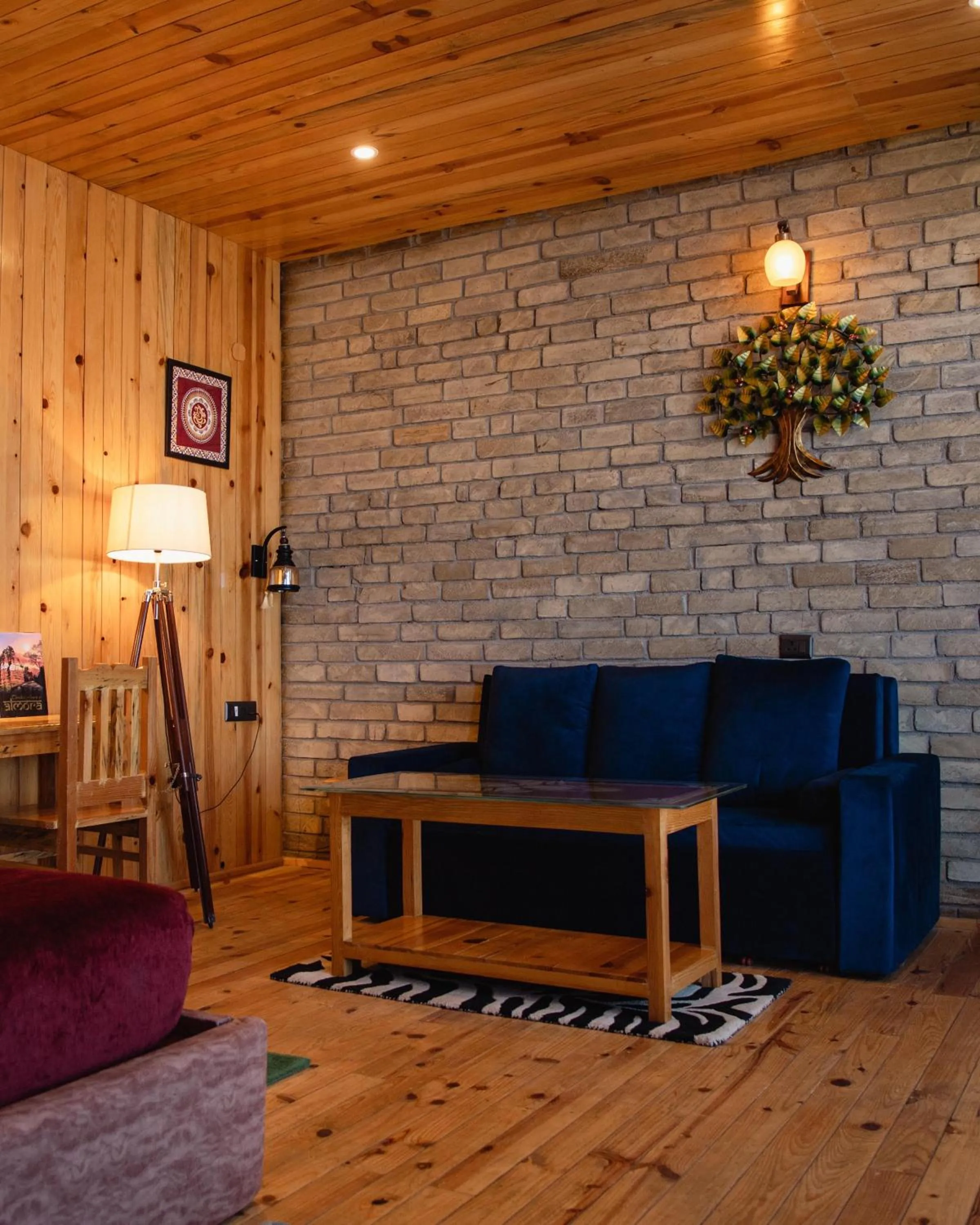 Kasar Himalaya Holiday Resort, Binsar Rd